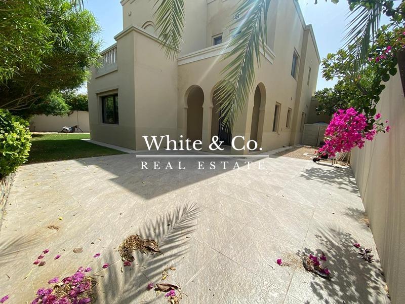 Casa | Vacant 4 Bed + Maids | View Today