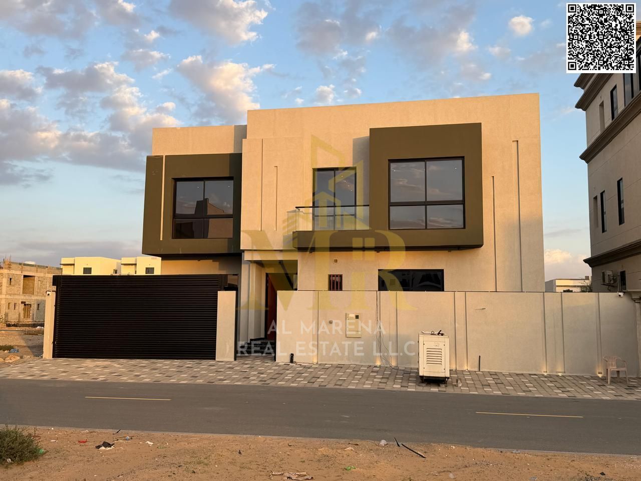 A villa with air conditioning included, on the main street, ready to move in, in the most prestigious area of Ajman. Freehold ownership for all nati