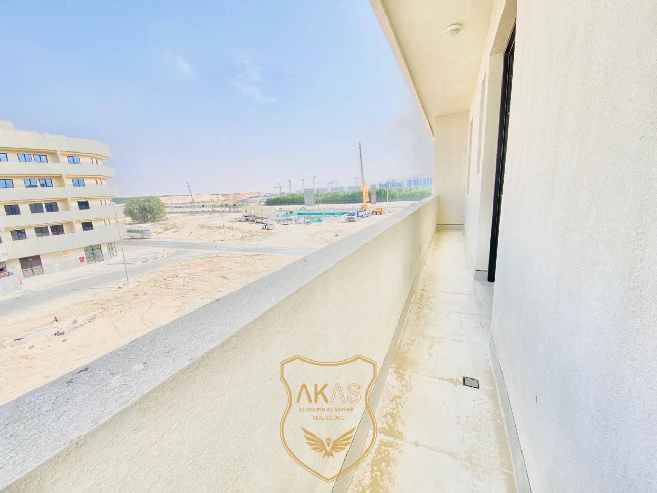 BRAND NEW/1BHK WITH BALCONY OPEN VIEW/FAMILY BUILDING/ 20 DAY'S FREE