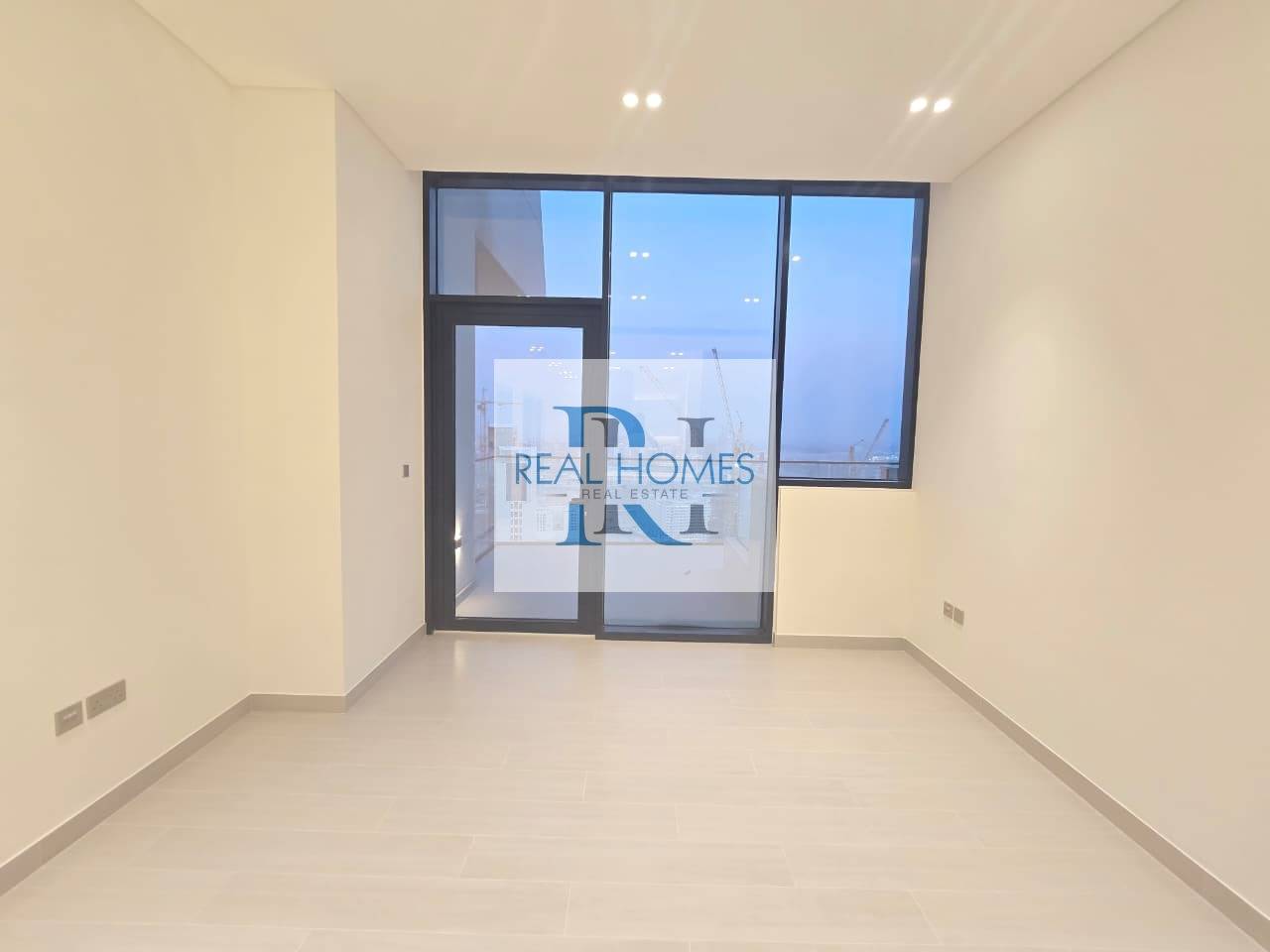High-End Quality |Private Pool |Brand New Building
