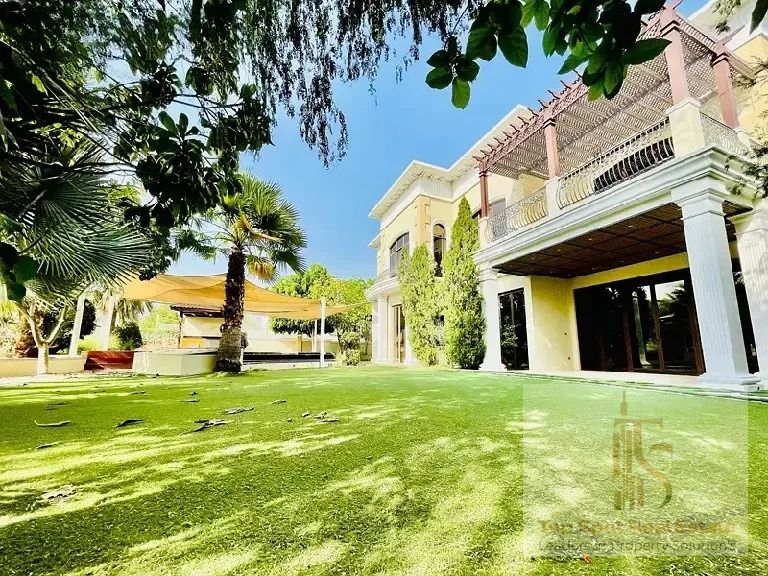 Luxury Villa | Large Plot | Golf Course & Marina Skyline View
