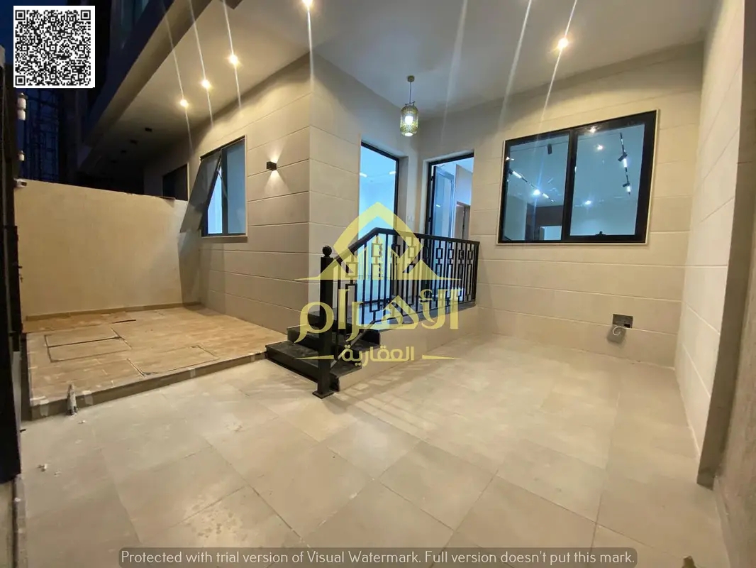 Luxury 5-Bedroom Villa for Sale in Al Helio