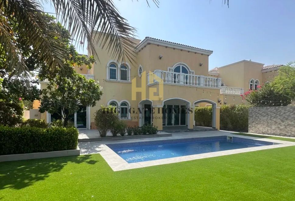 Exquisite Condition | Huge Garden | Upgraded Floor