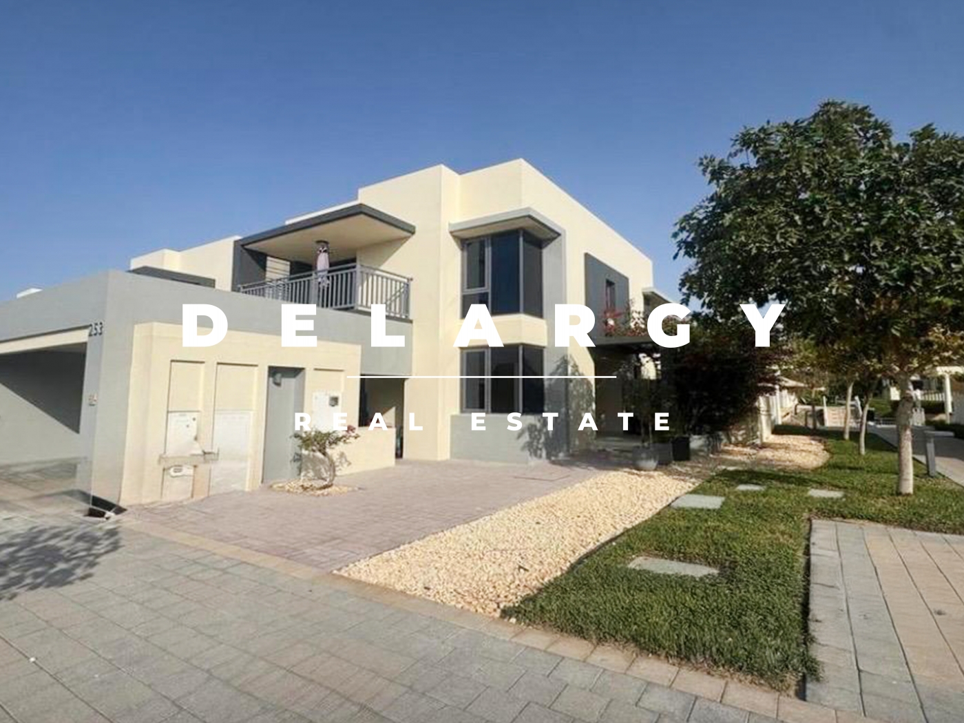 Community Expert | 5 Bedrooms | Unfurnished