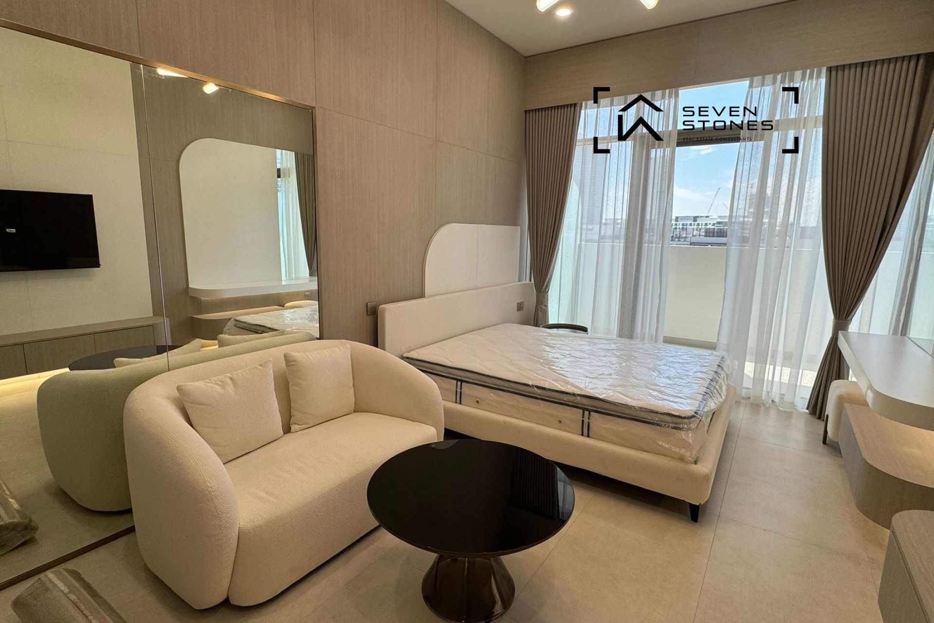 Smart Home | Fully Furnished | Ready to Move-in