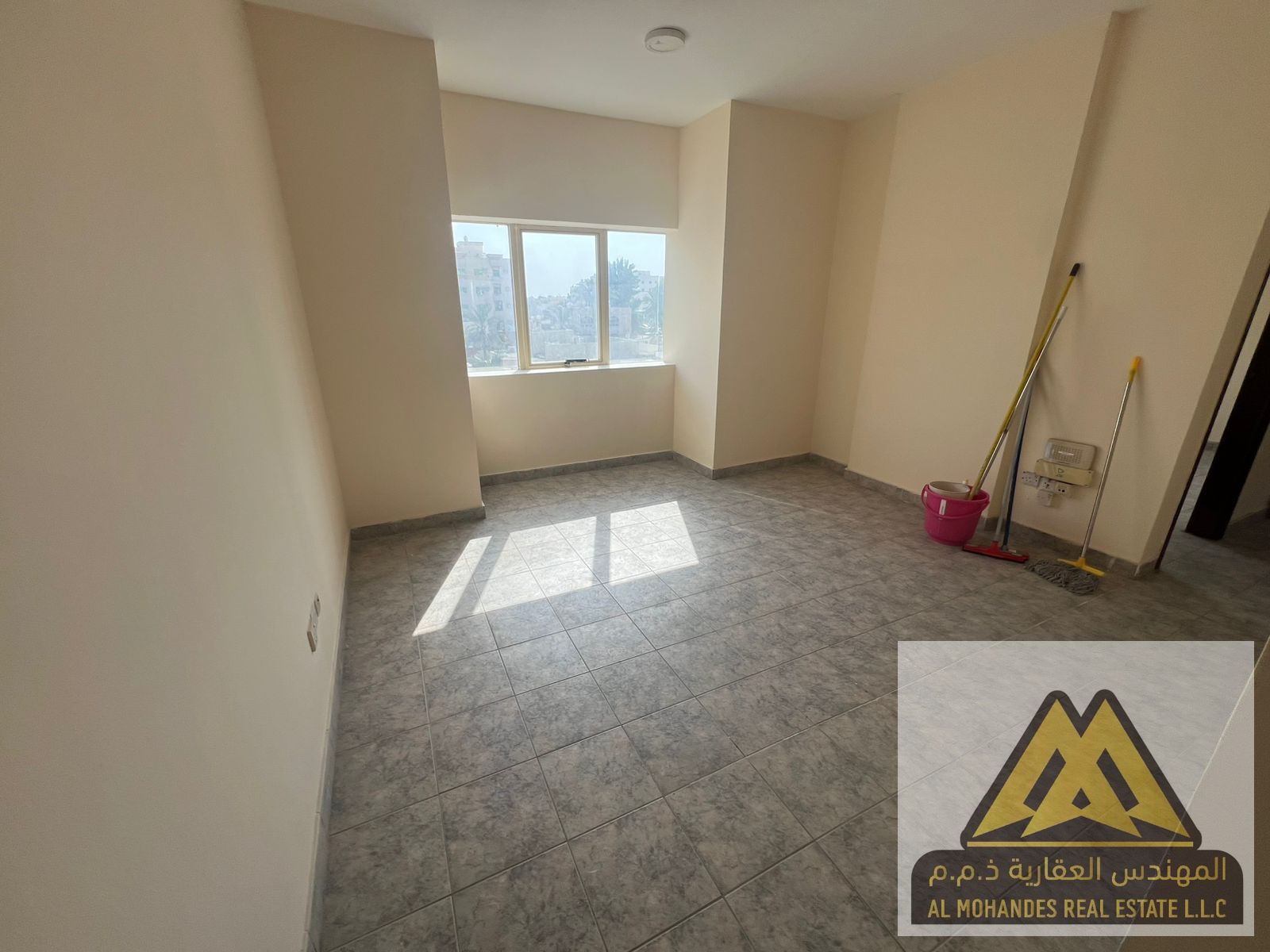 For Annual Rent – Ajman, Al Naeemiyah 2, King Faisal Street 1 Bedroom + Living Room-25000