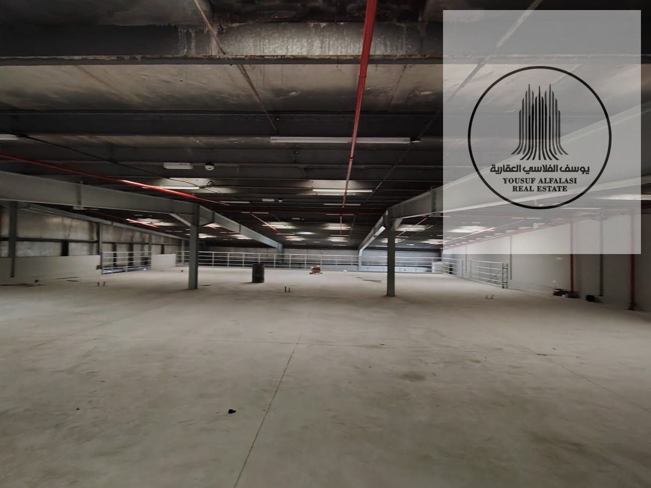 Warehouse on a 14,960 ft street | 20 kW electricity.