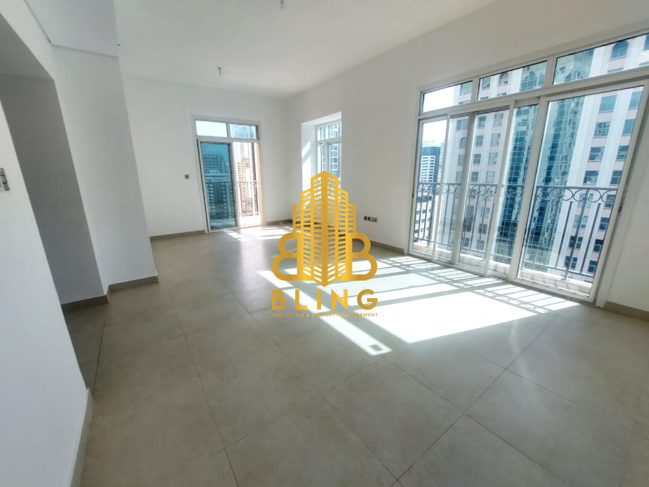 Splendid 3BHK With Parking, Maid Room & Balcony