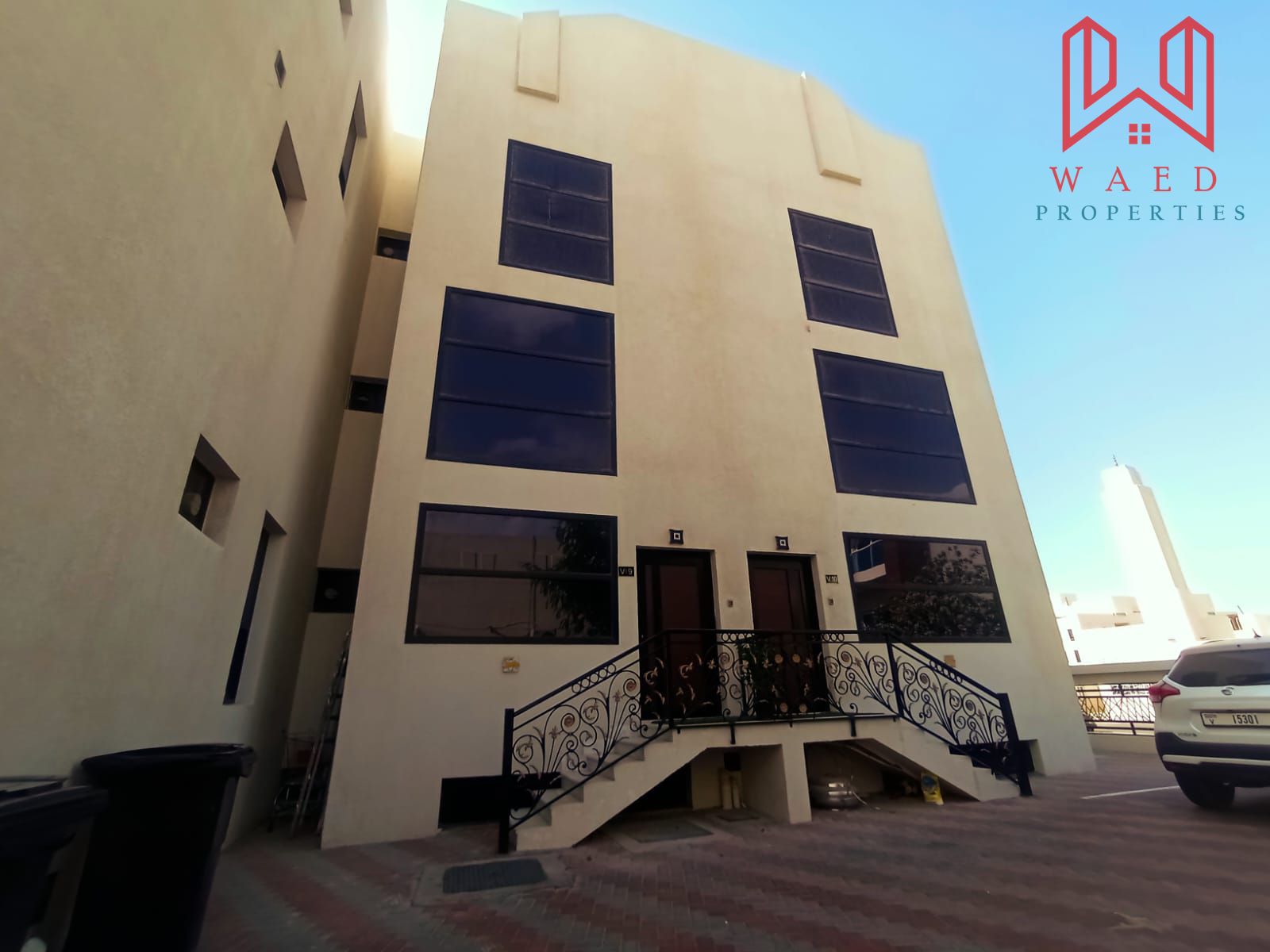 Spacious 4-BR Villa for Rent | Prime Location |