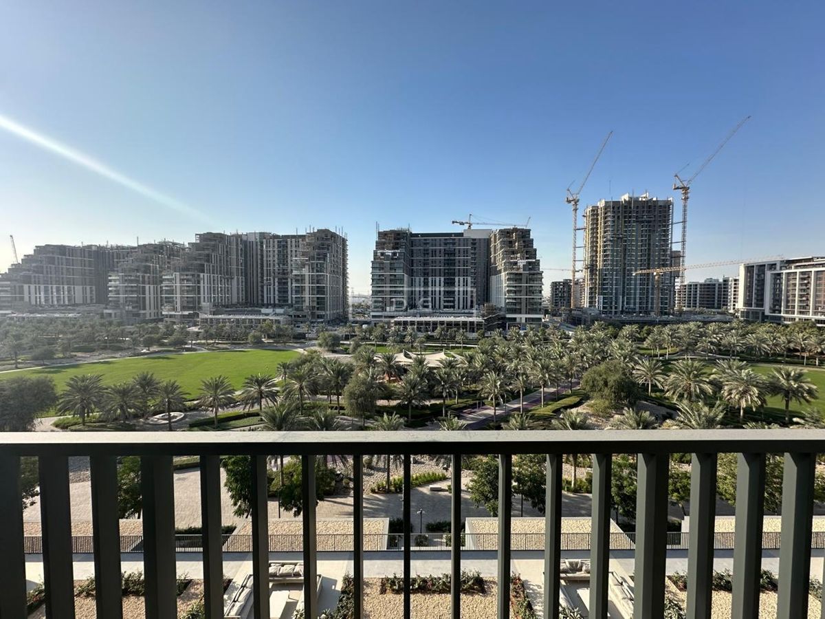 PARK VIEW | READY TO MOVE | PRIME LOCATION