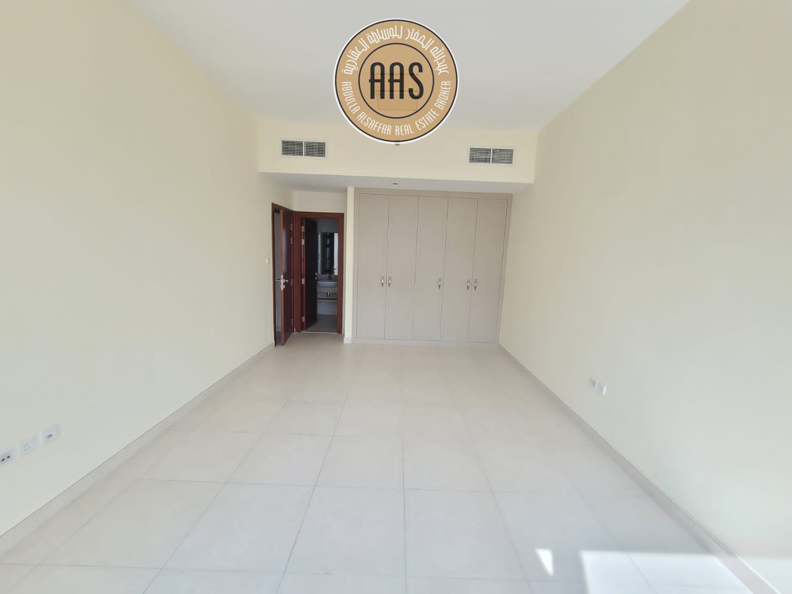 Prime location Huge 2bhk 3baths in 120k balcony wardrobes 1parking free