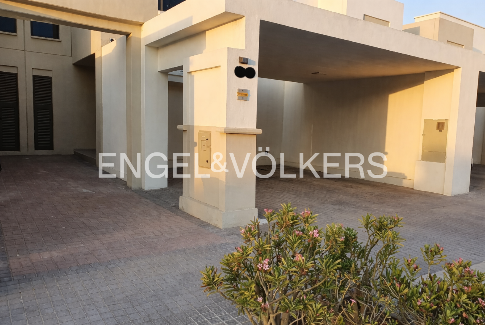 Single Row | Great View From Garden | Tenanted