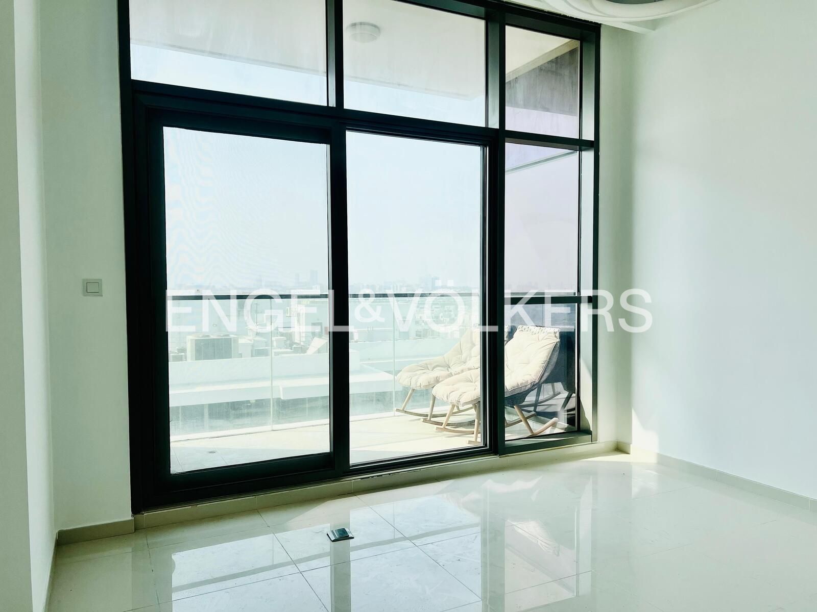 Corner Unit | Best Location | Open View