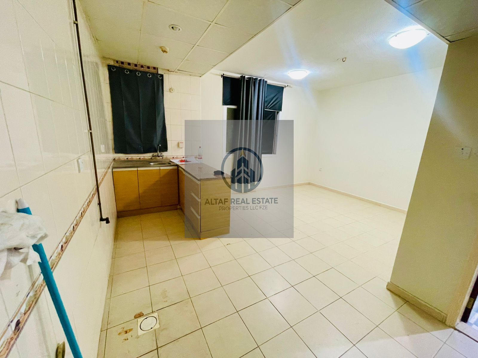 SUPER STUDIO WITH BIG SPACE IN JUST 21K NEAR PARK