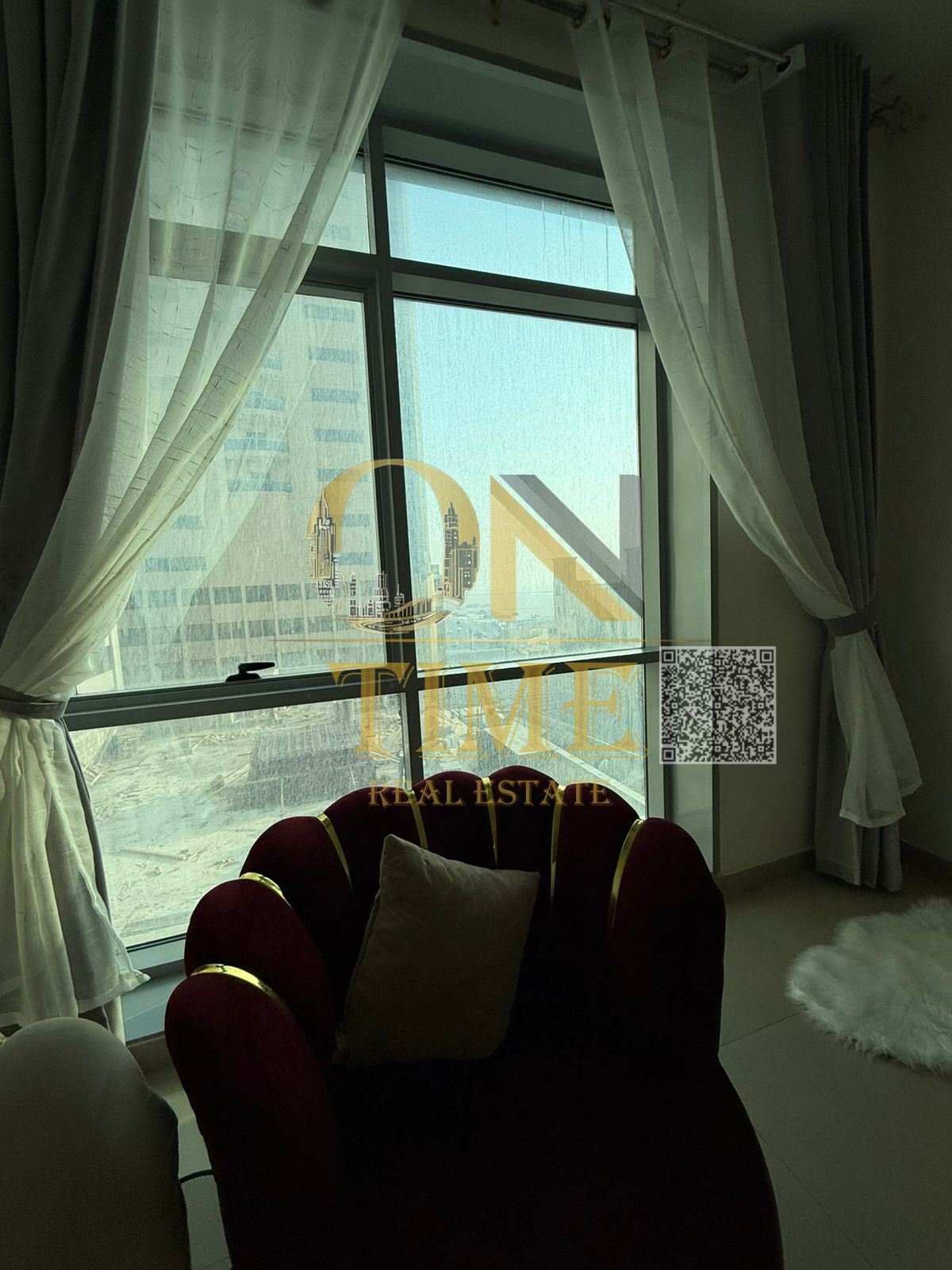 Spacious area | Prime location | Open view