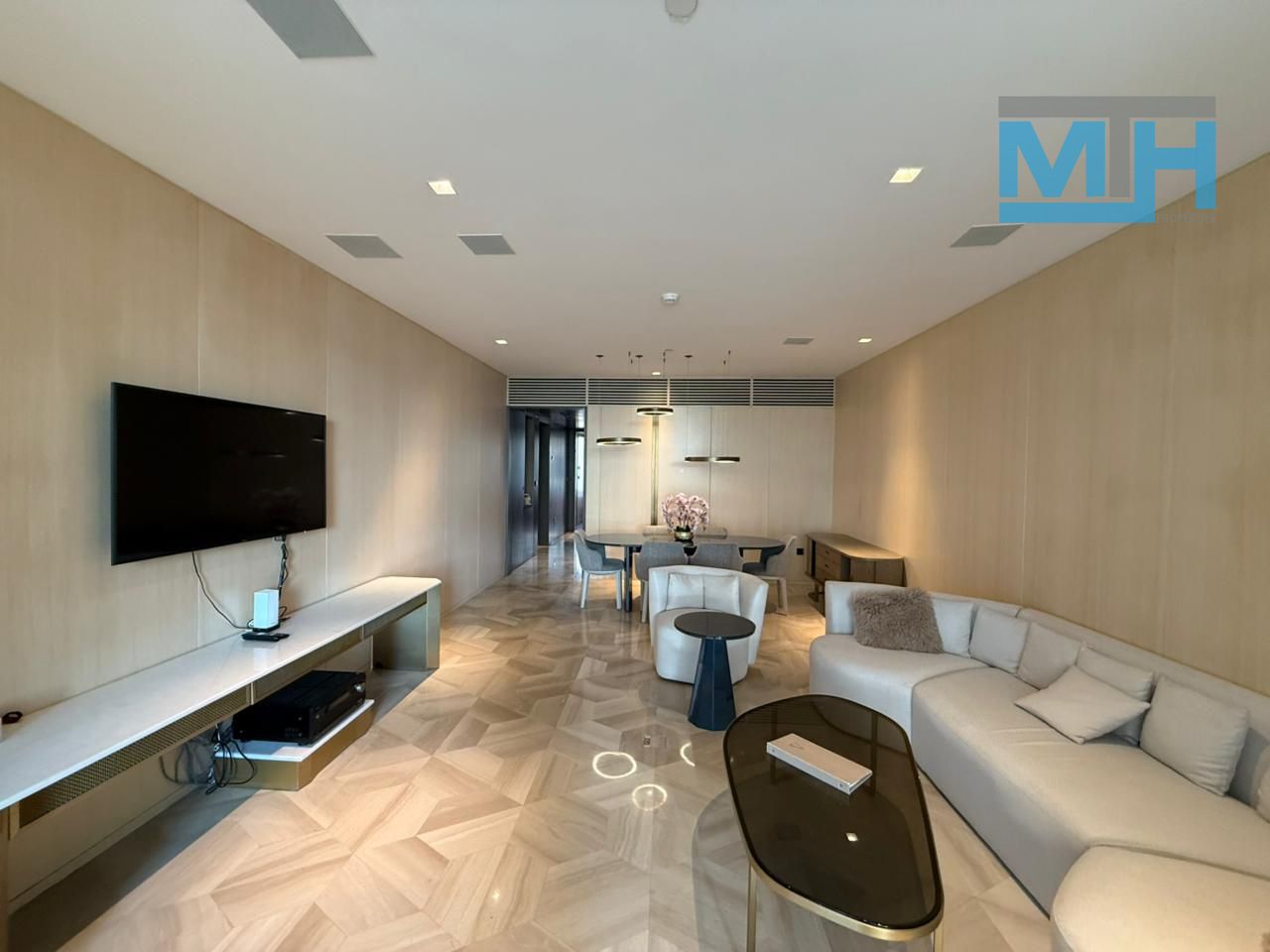 Vacant | Furnished | High Floor