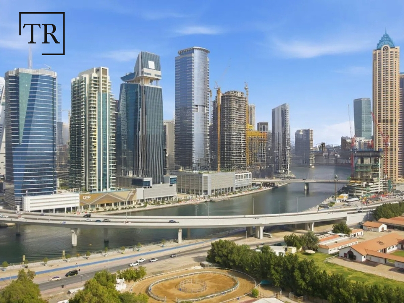 Canal Views | Modern Living | Prime Location
