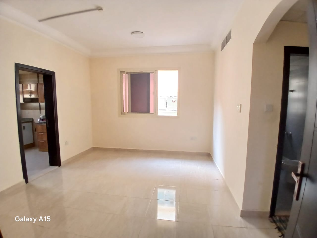 Lavish 1Bhk full family building near in muwailah sharjah 30k