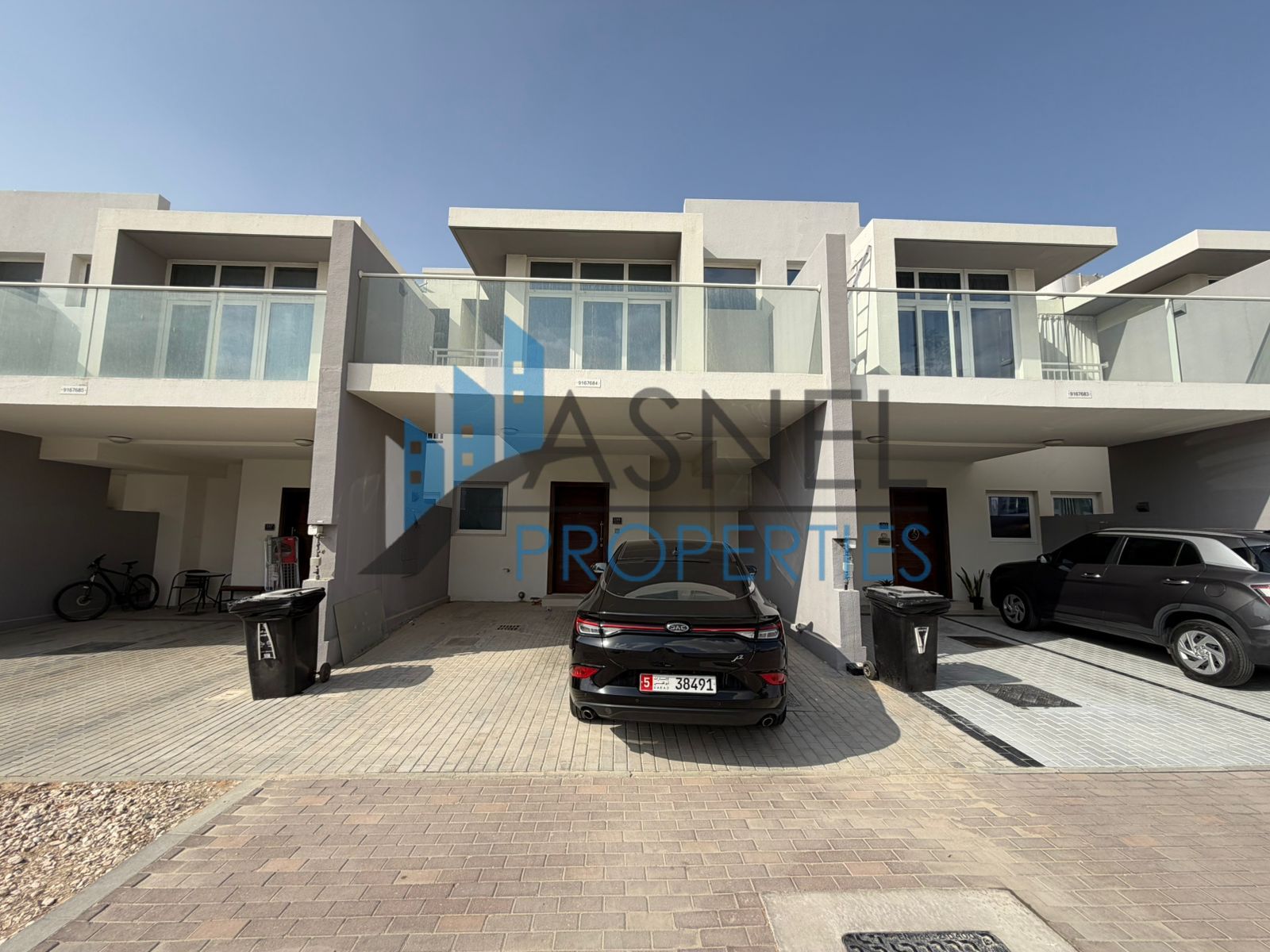 Villa Spacious 3Bed Corner Unit