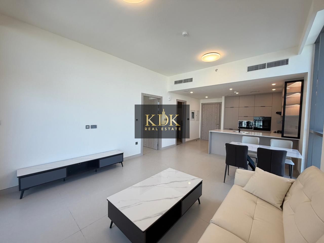 Spacious 1BR | Modern | Cozy Living