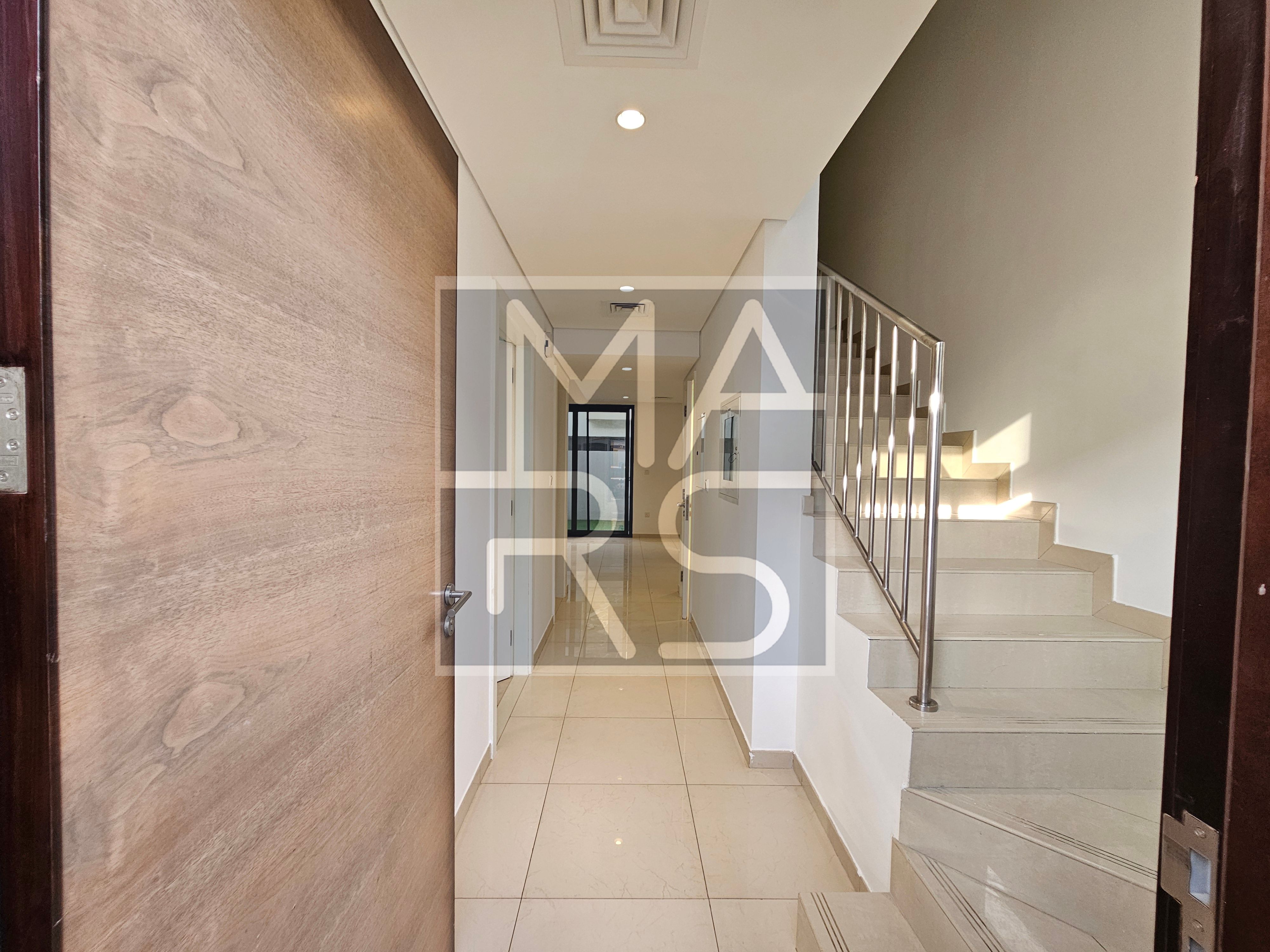 Hot Deal 3BR Middle Townhouse | 4 Easy Payments | Modern Layout
