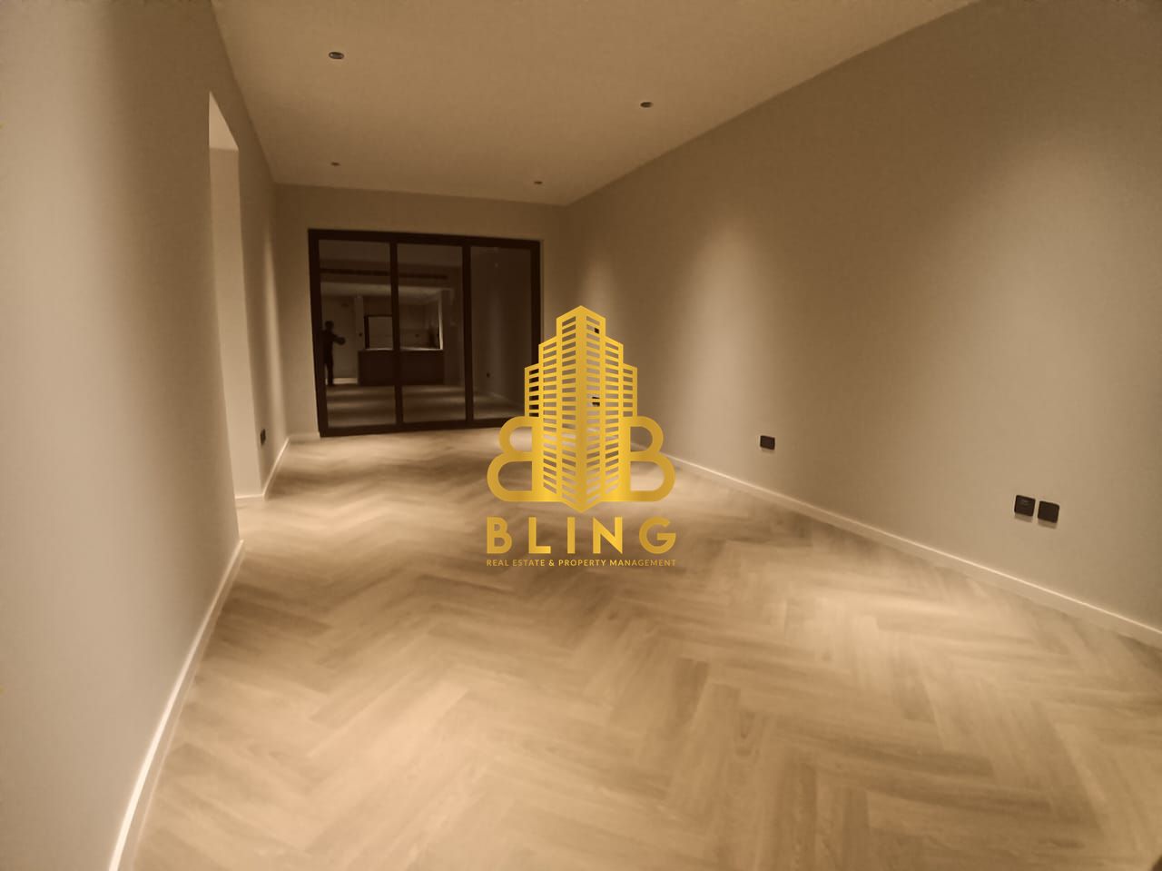 Newly Renovated 1BHK With Parking & Built-In Cupboards
