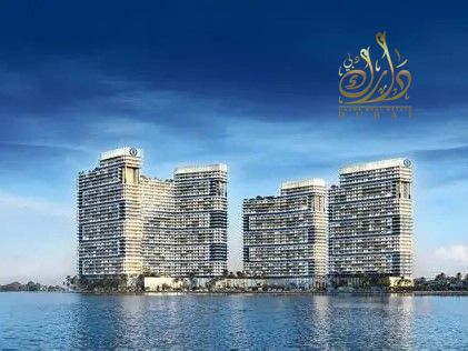 Sea view-VIP clients only-brand name-luxury design-less than 1% monthly