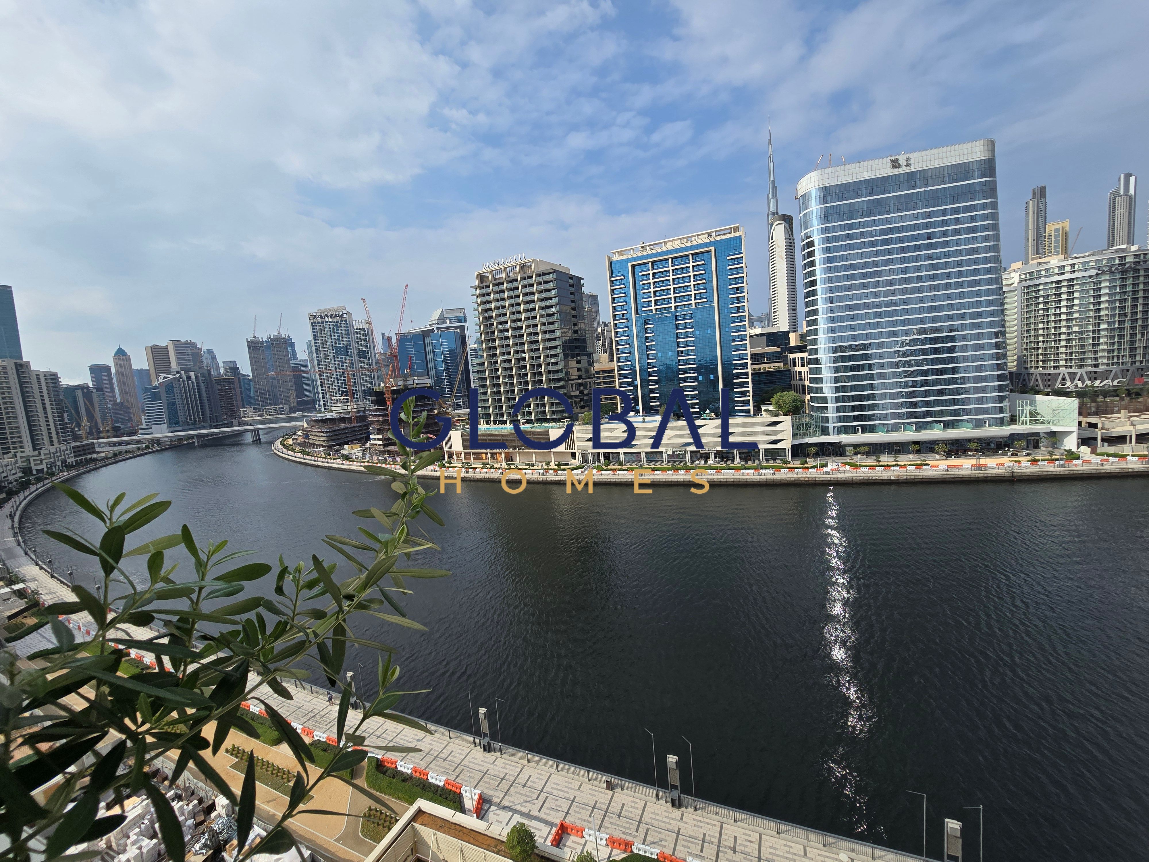 Canal Facing | Spacious Layout | One Bed Apartment