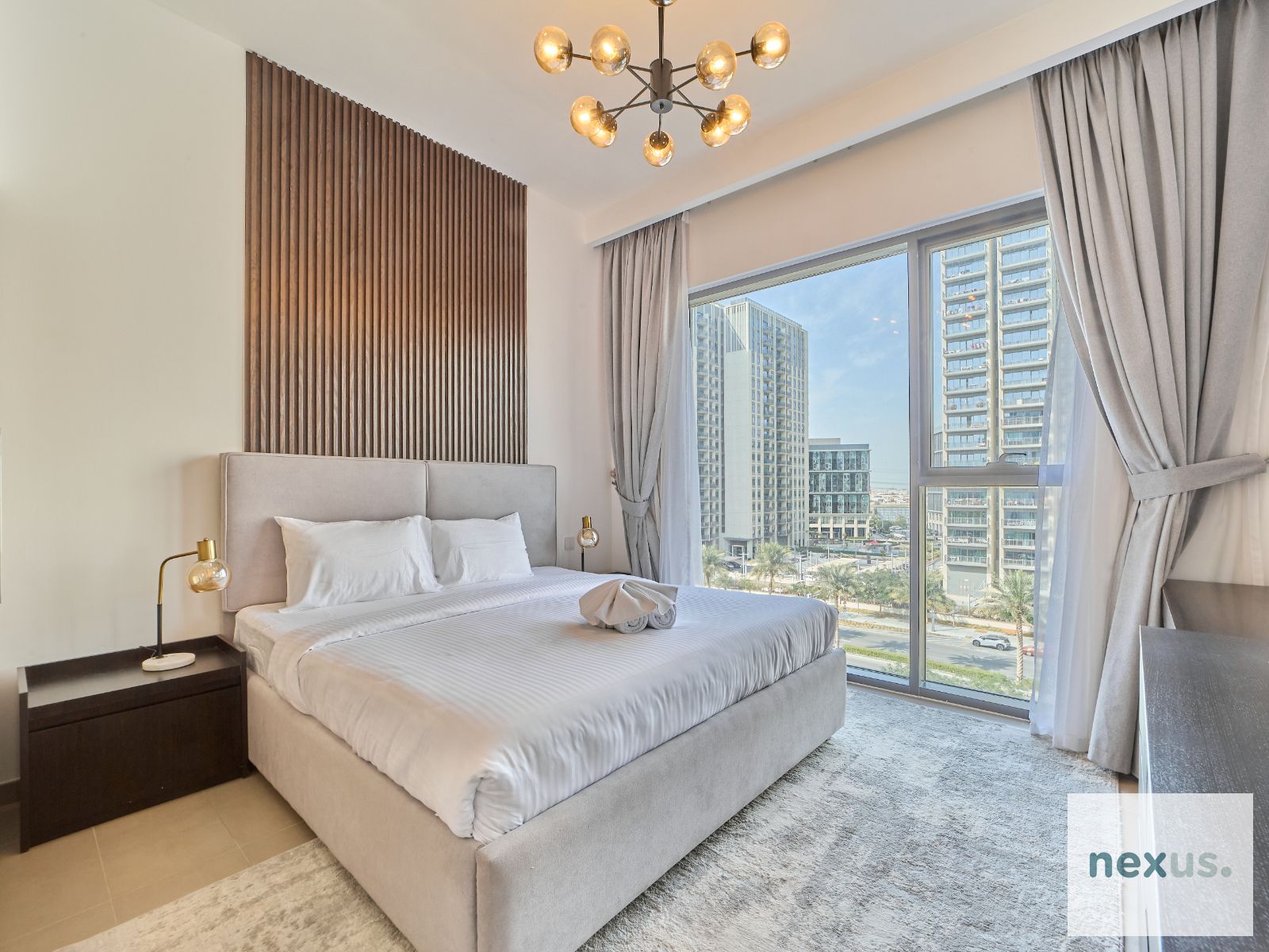 Elegant 1BR at Executive Residences