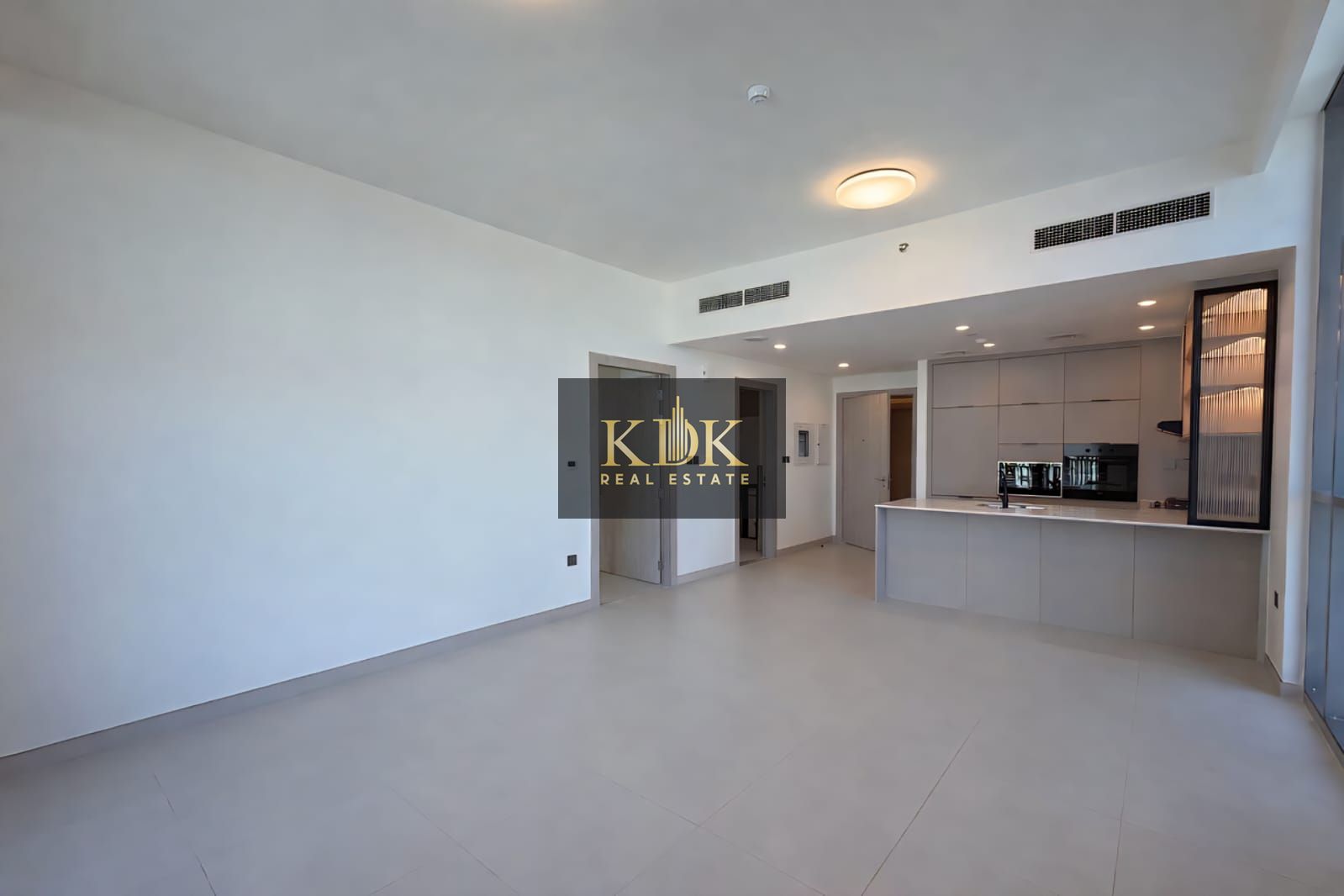 Well Maintained | Bright | Easy Access
