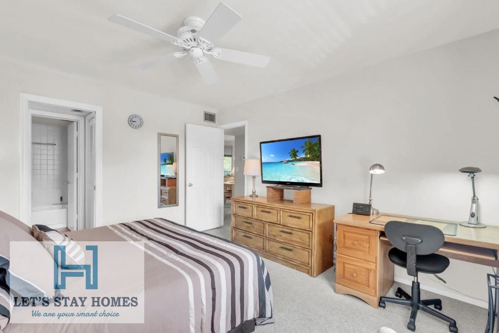 Early Bird Offer I Stay Yearly I Pay Monthly I Furnished I Kitchen | Free Cleaning I 24x7 Security | Gym & Pool Access