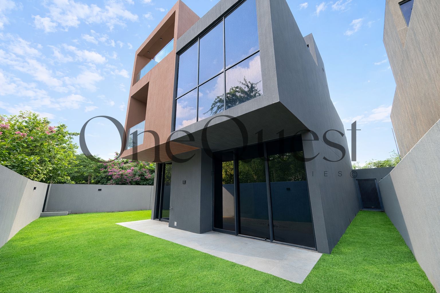 Luxury 4 Bedroom Villa -Brand New - Smart Home - 20% Down Payment