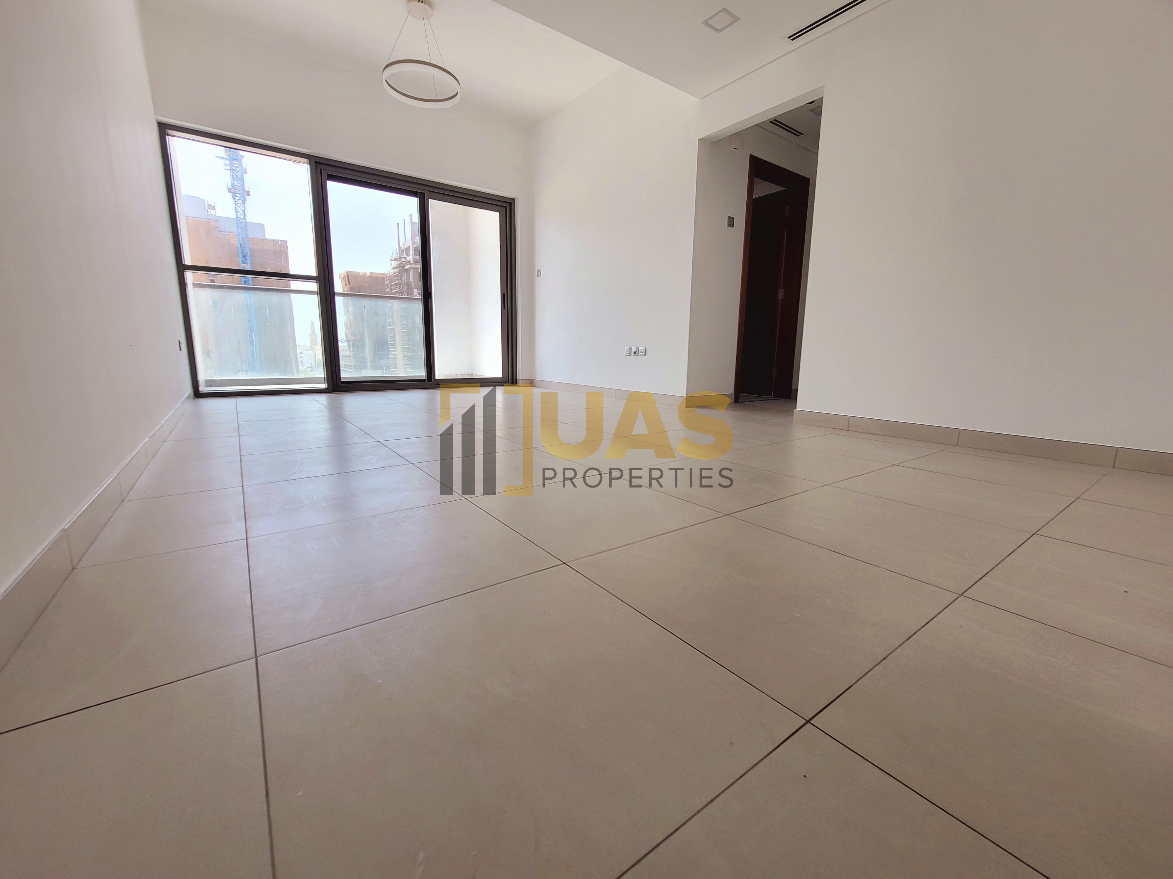 Spacious 1bhk with gym pool parking free near to Metro station