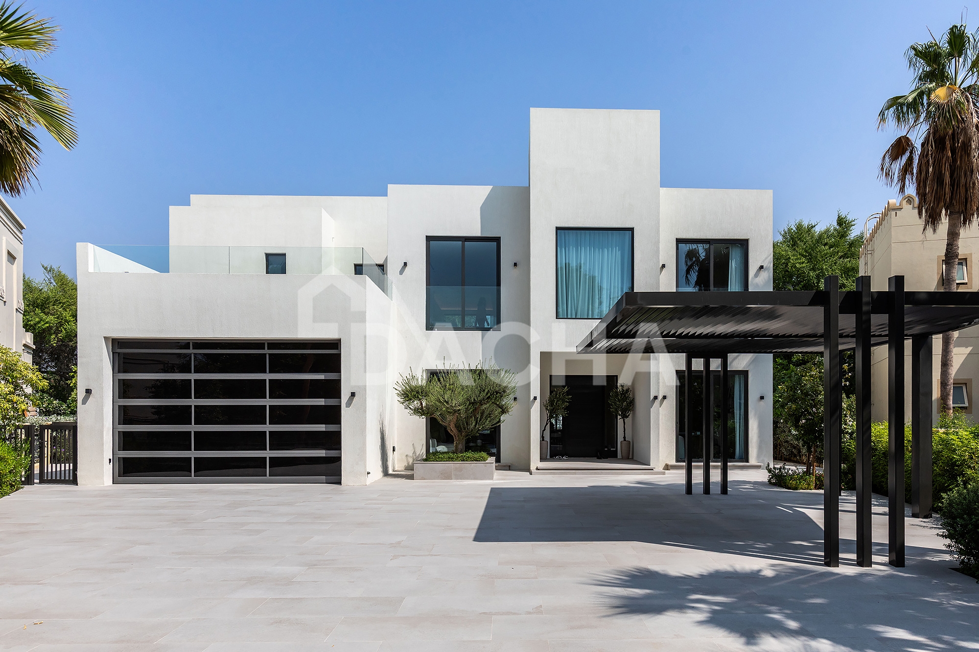 ELEVATED PLOT | 5 BEDROOMS | LAKE FACING