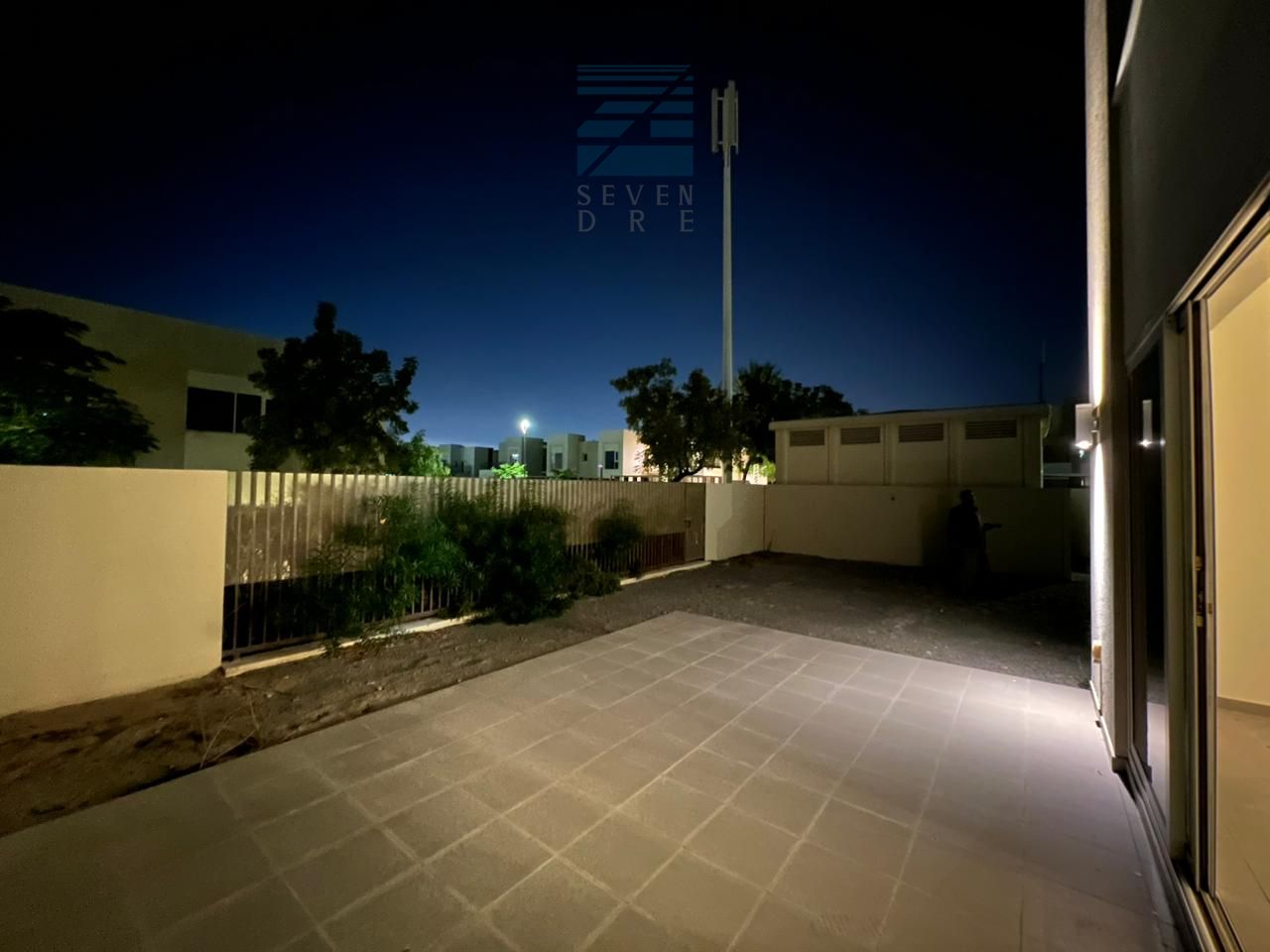 Ready to Move Townhouse | Prime Location | Vacant