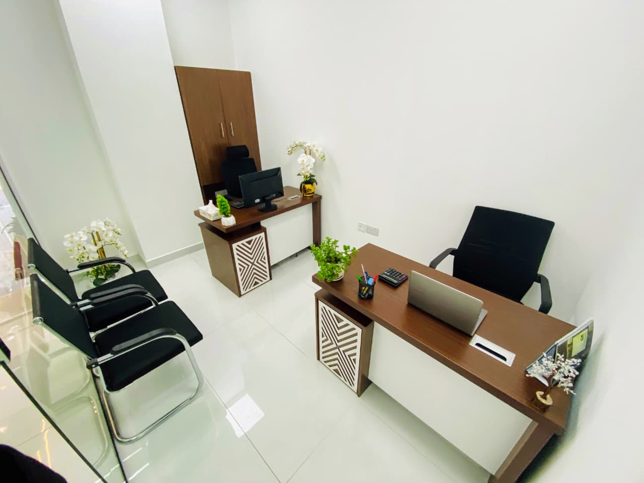 Fully Furnished Office | direct from Owner | no Commission