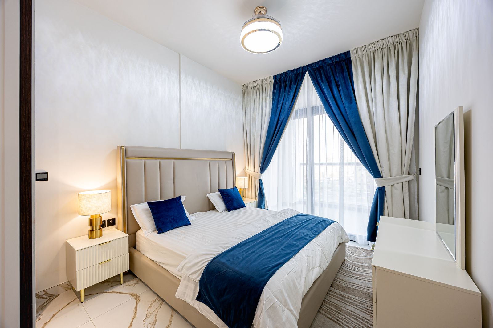 INCLUDING BILLS @LUXURY FURNISHED **ONE BEDROOM** GYM** POOL** PARKING