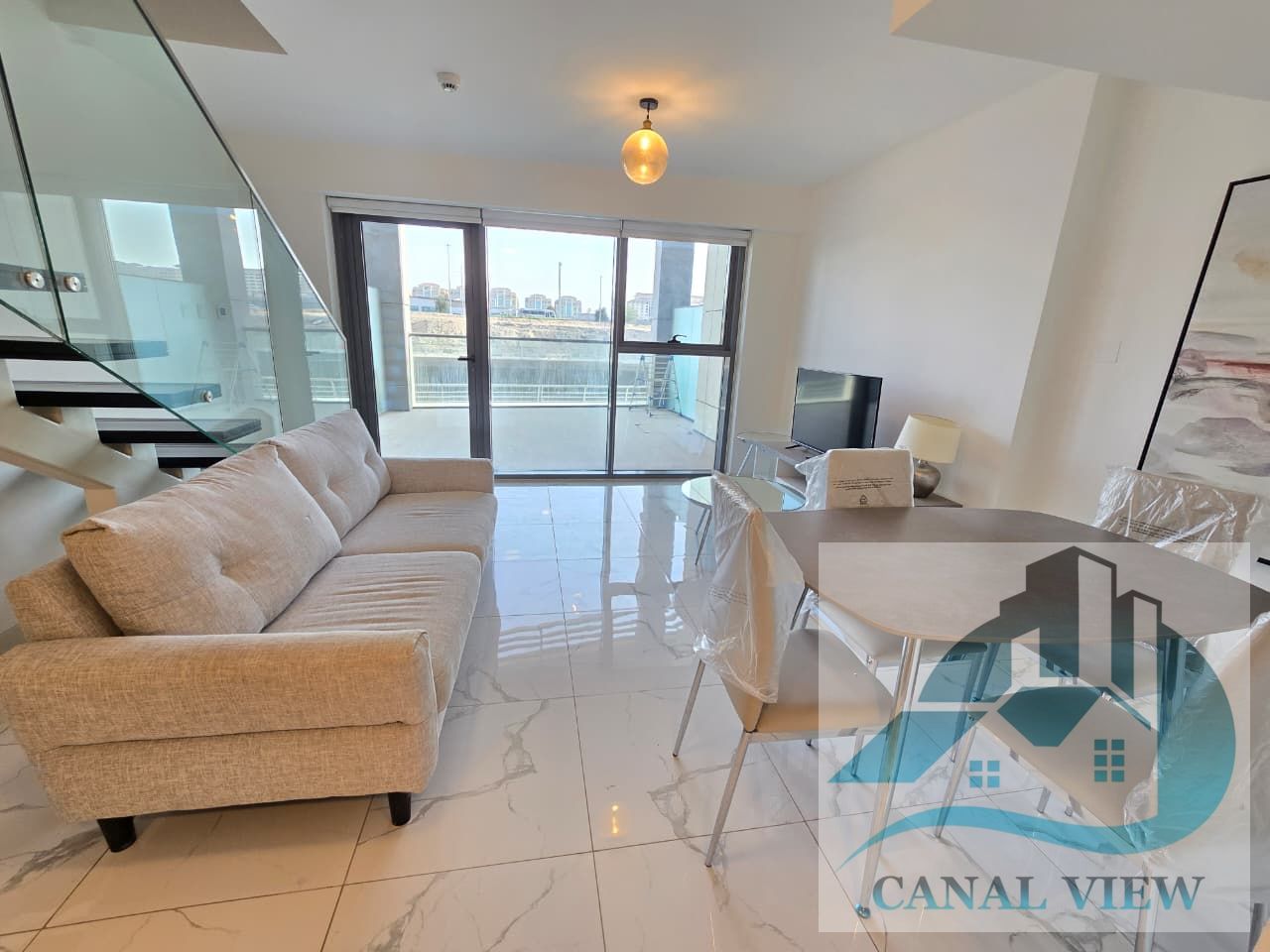 Lavish Duplex 1 bhk with pool/ balcony/Gym / Canal view