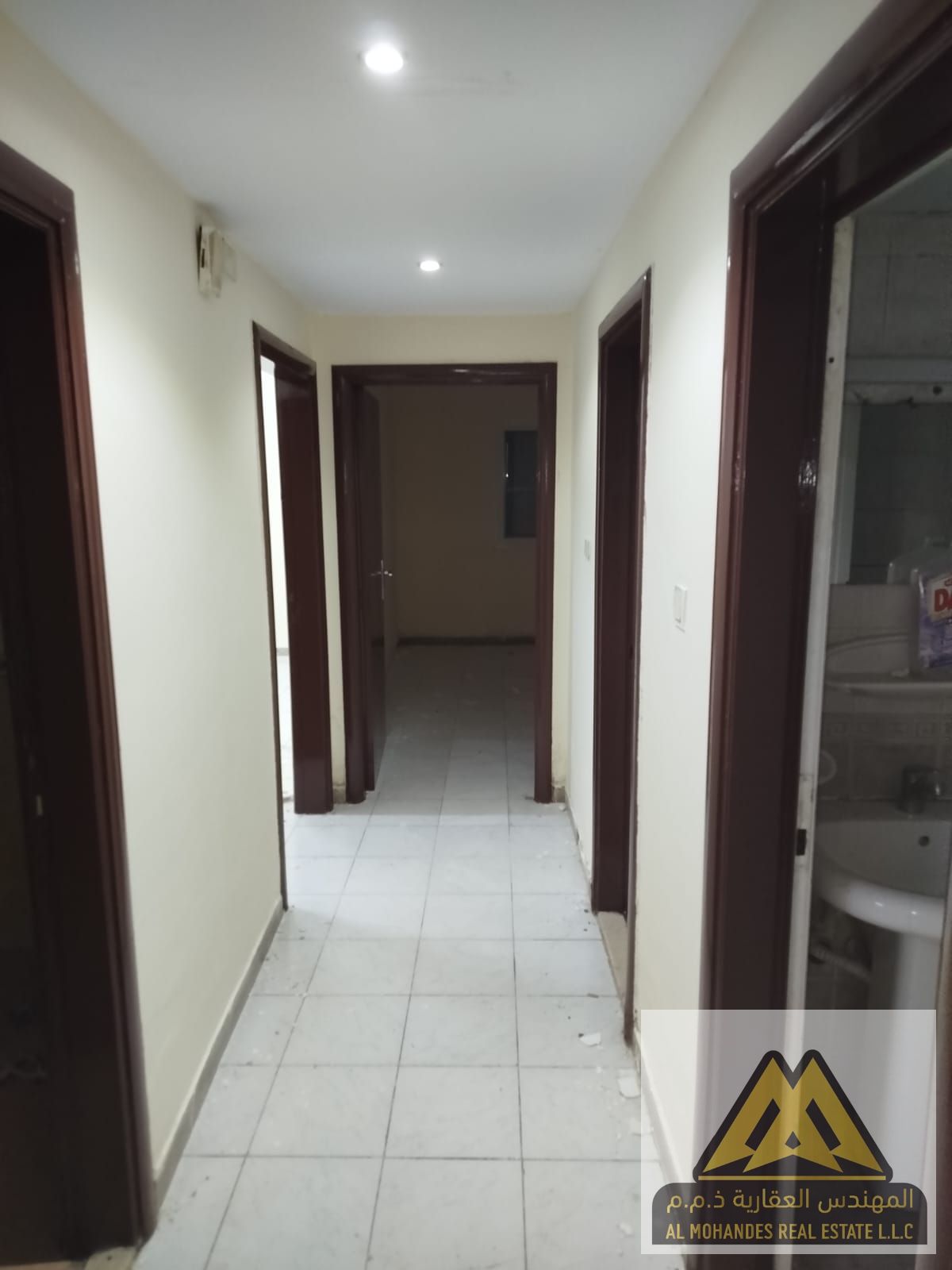For Annual Rent – Two-Bedroom Apartment with Living Room and Balcony | Al Rashidiya 3, Ajman Prime Location: Close to Ladies’ Park