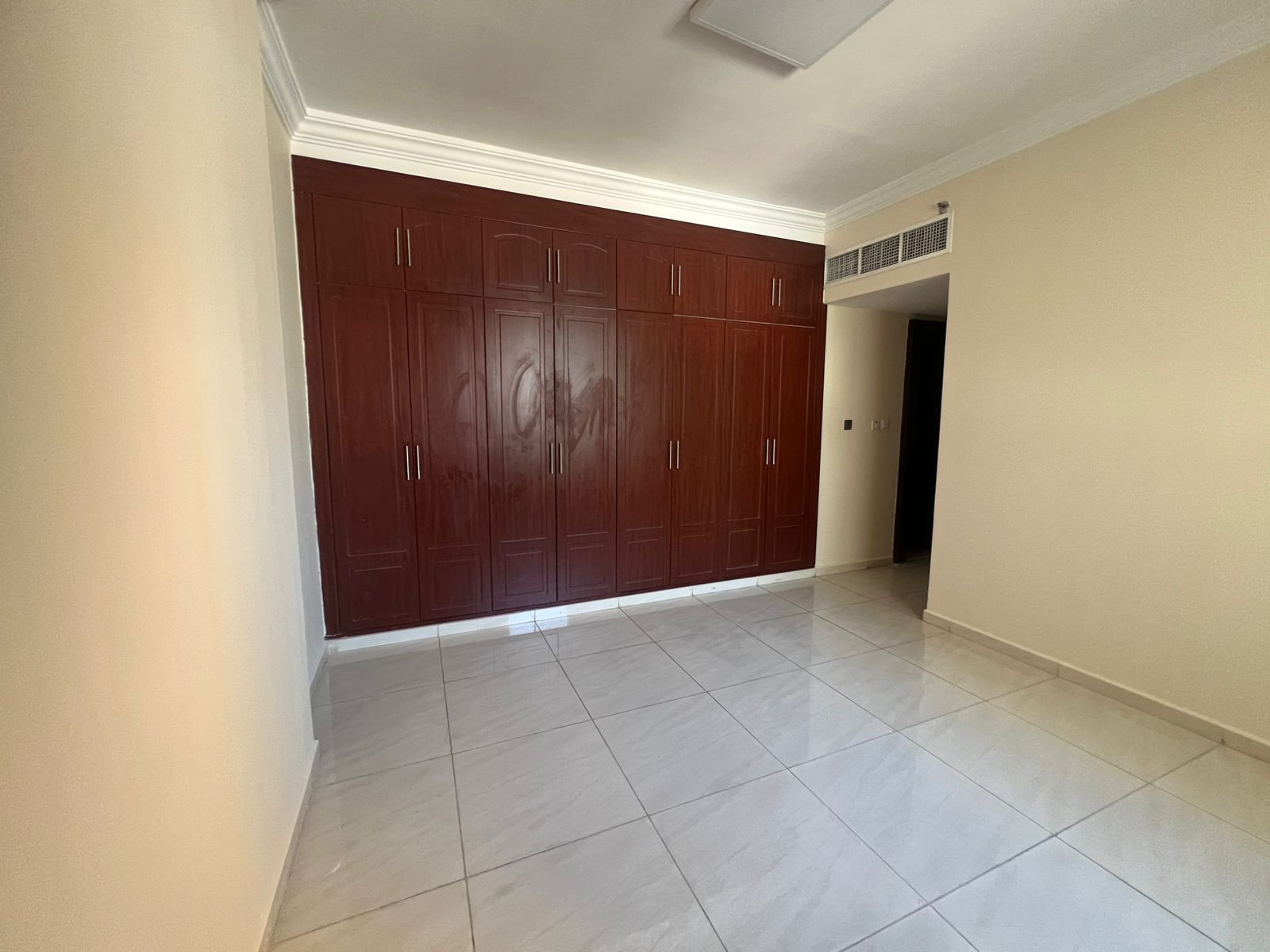 One bedroom and living room in Al Khan with balcony and free parking