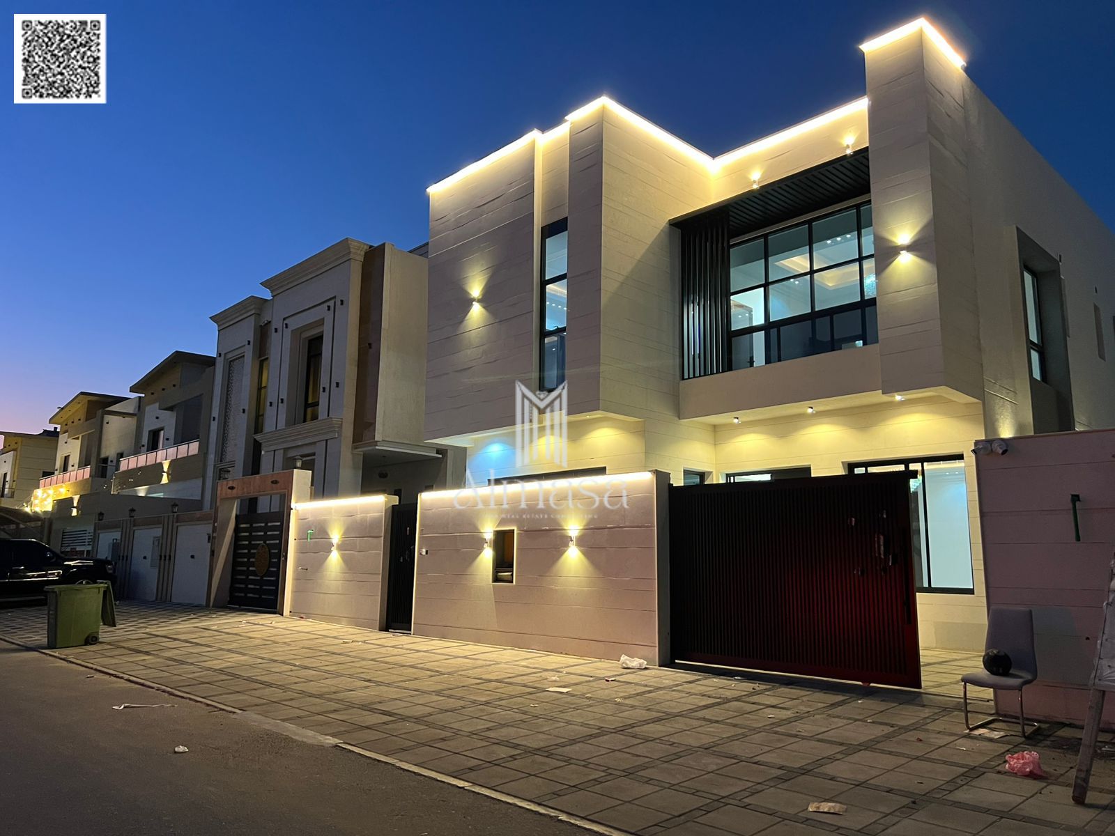 A distinctive villa in a strategic location near a park and mosque, featuring 6 master bedrooms and a rooftop terrace, just minutes from Sheikh Mohamm