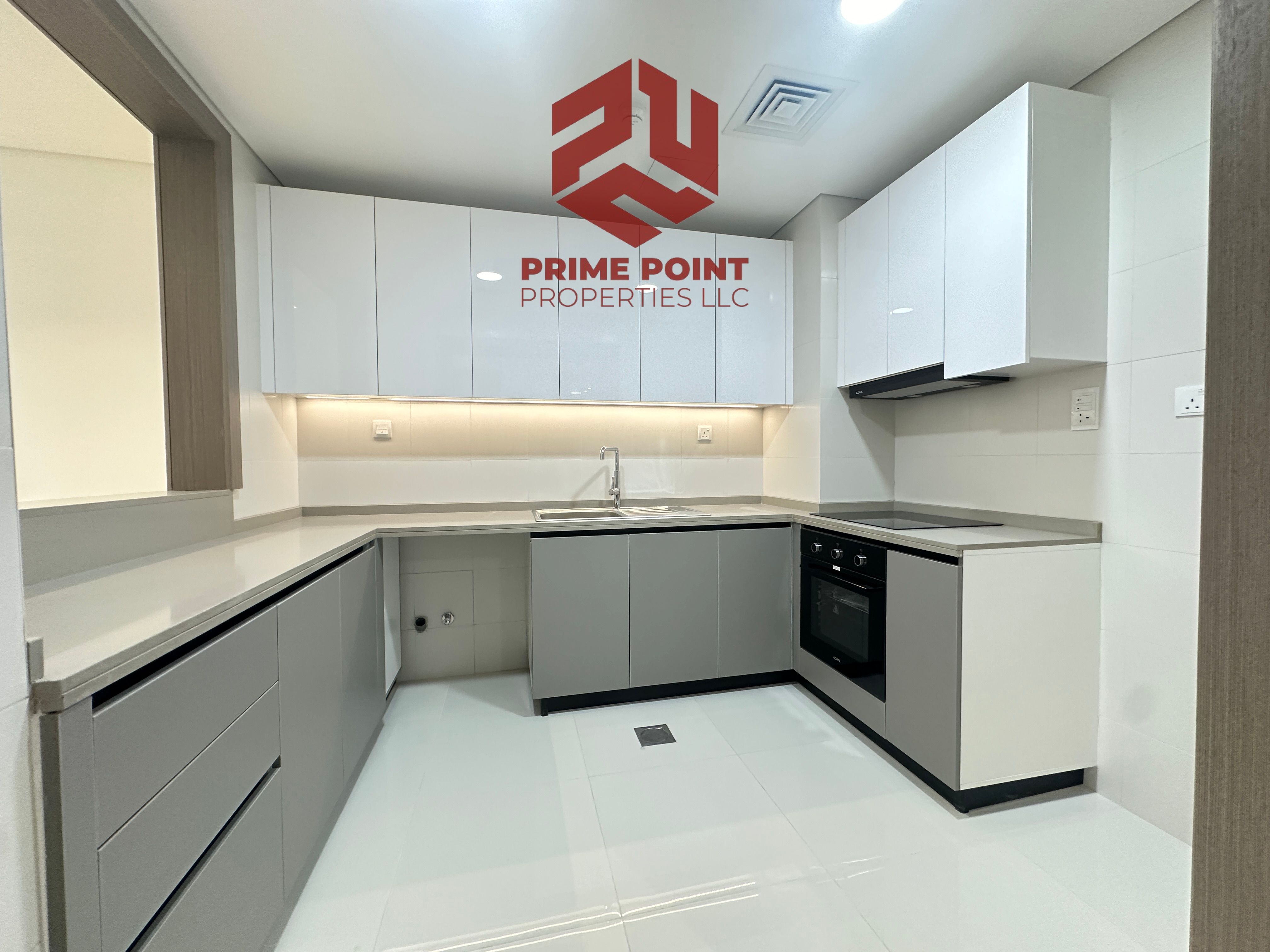 Luxury 1 Bedroom Apartment | With Kitchen Appliances