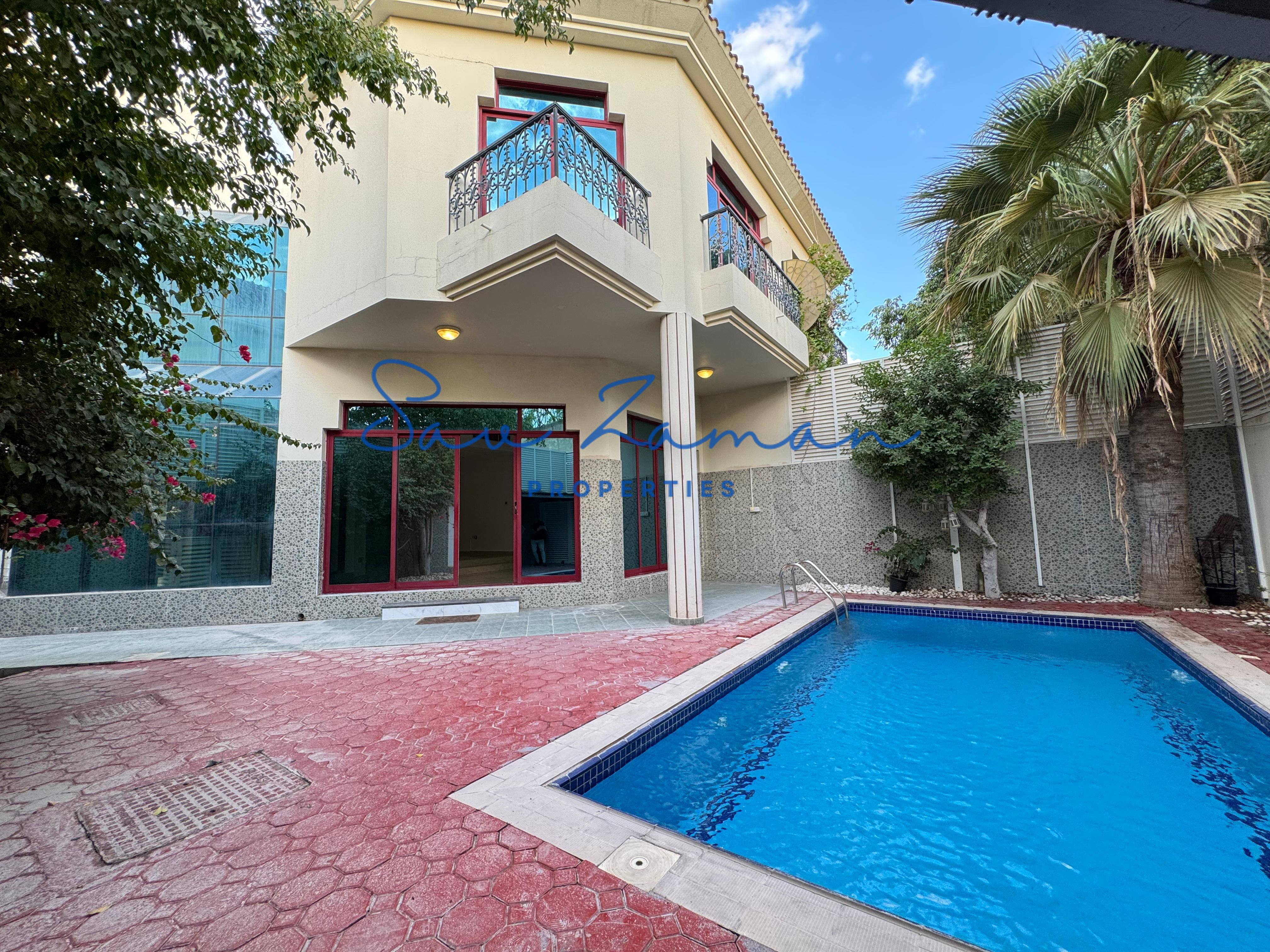BRIGHT 4BR MAIDS DOUBLE STOREY PRIVATE GARDEN POOLSEMI INDEPENDENT VILLA