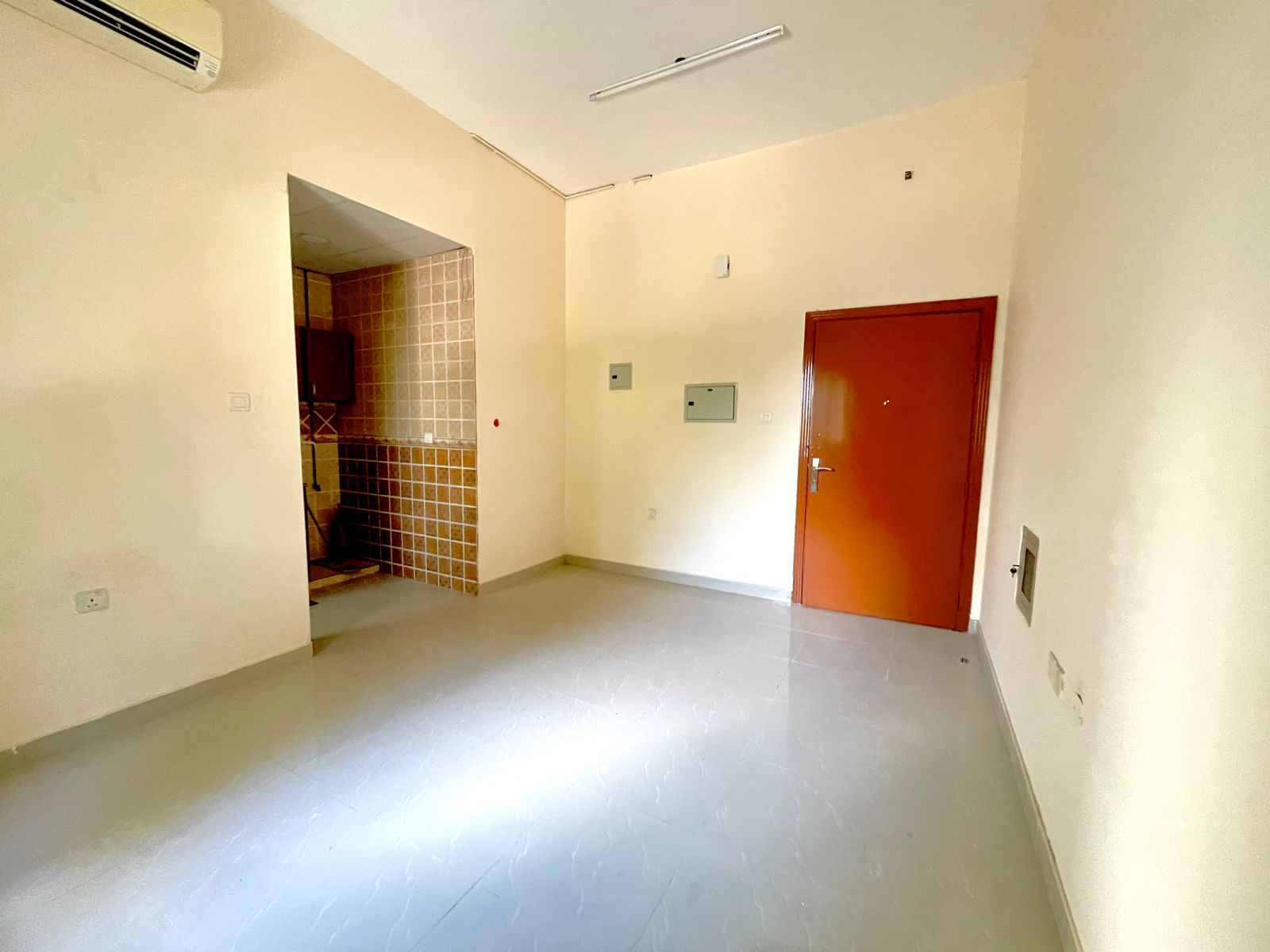Lavish studio full family building near in muwailah sharjah