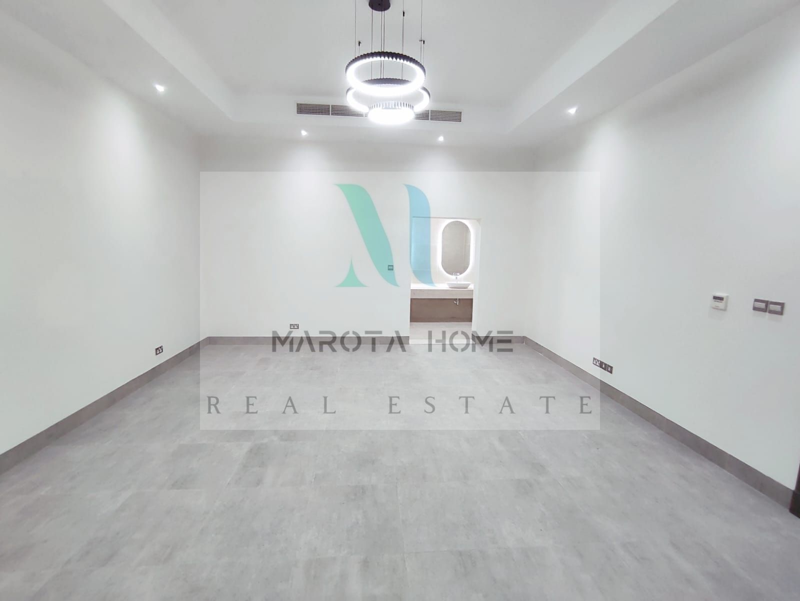 Villa For Rent, 5 Master Bedrooms, Prime Location