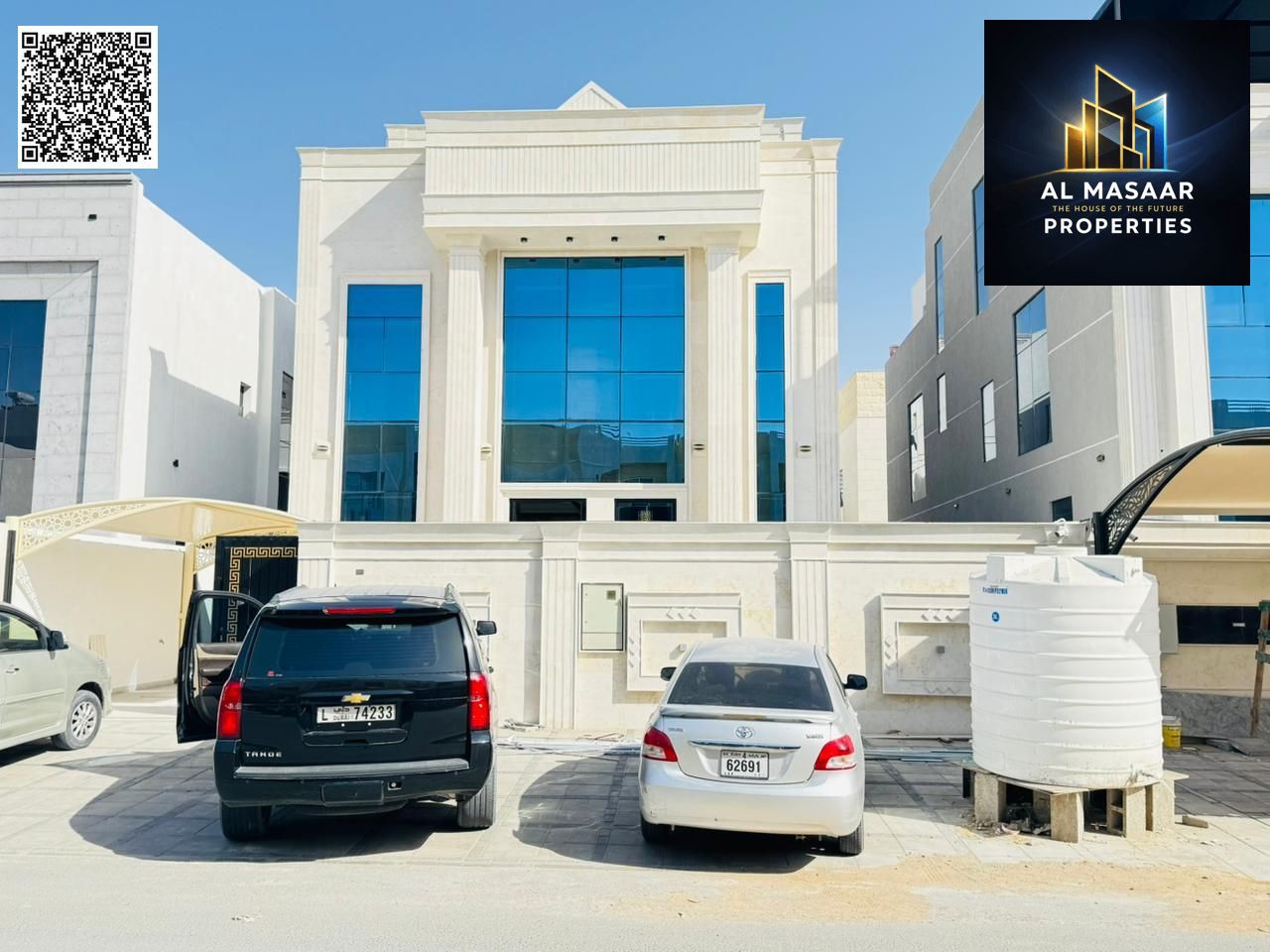 Own your dream villa with a rooftop terrace, freehold, available to all nationalities. Includes air conditioning, electricity, and water. Super deluxe