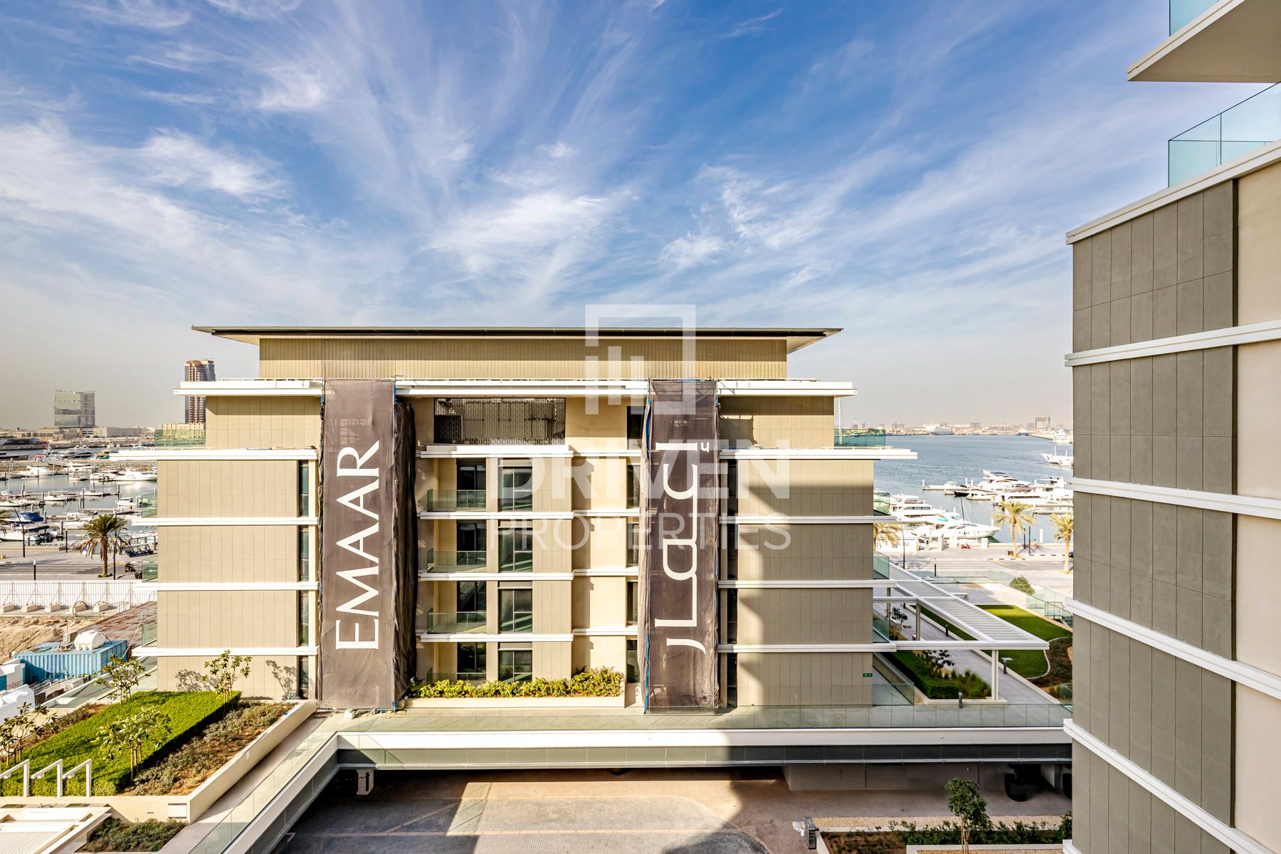 Brand New Apt | Waterfront | Ready to move in