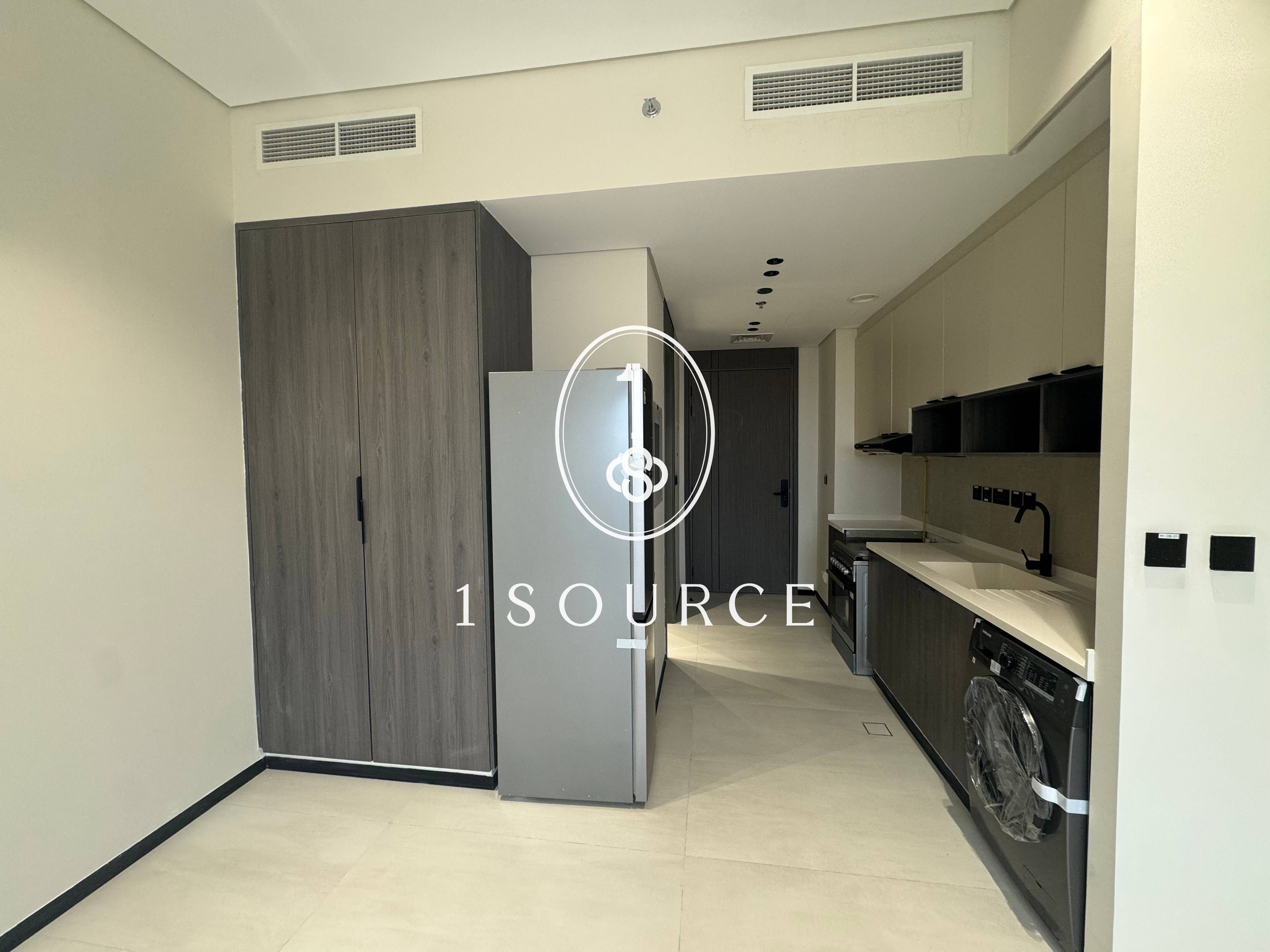 Brand New | Studio | Community View
