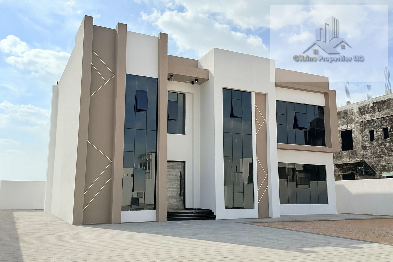 High-End Quality | Brand New | Garden Area
