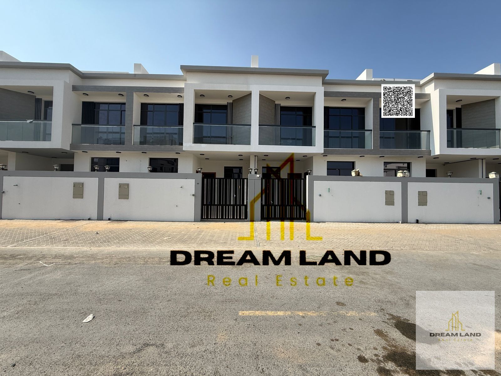 Amazing town house consists of 6 master bedrooms with built in wardrobes and rooftop, now for sale, located in a strategic location close to services